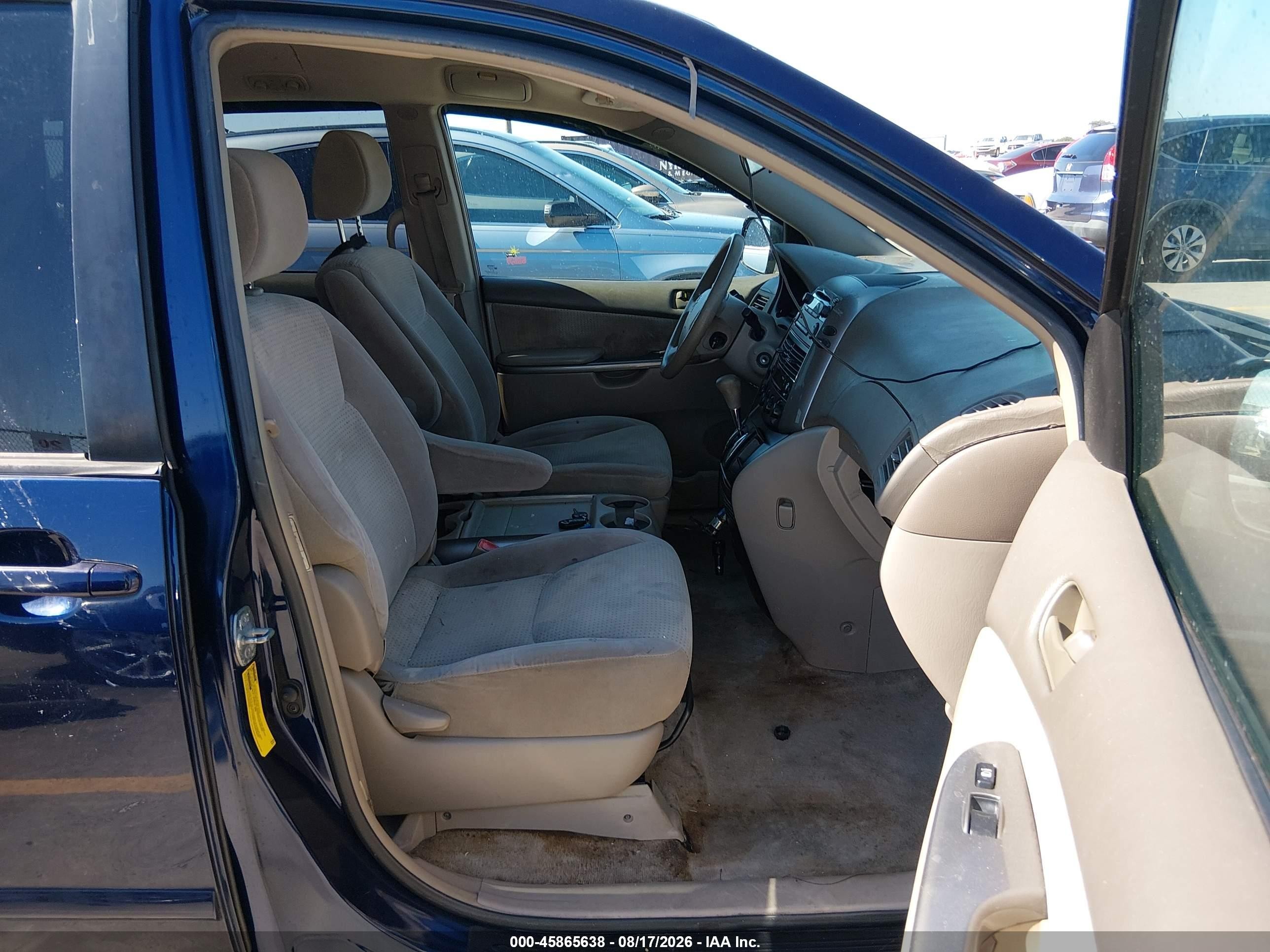 2007 Toyota Sienna Le Dark Blue vin: 5TDZK23C57S005169