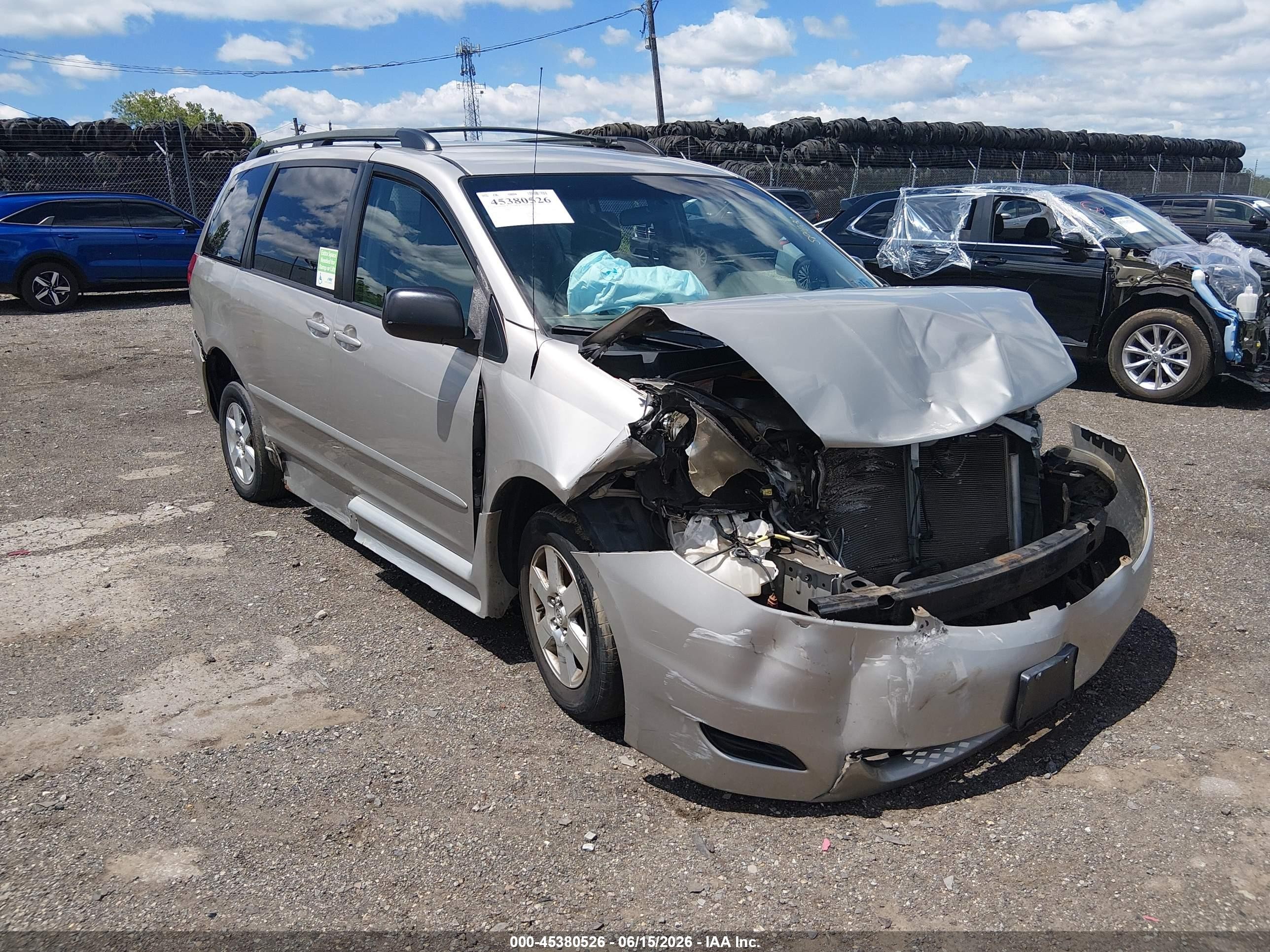 2007 Toyota Sienna Le Gold vin: 5TDZK23C57S005673
