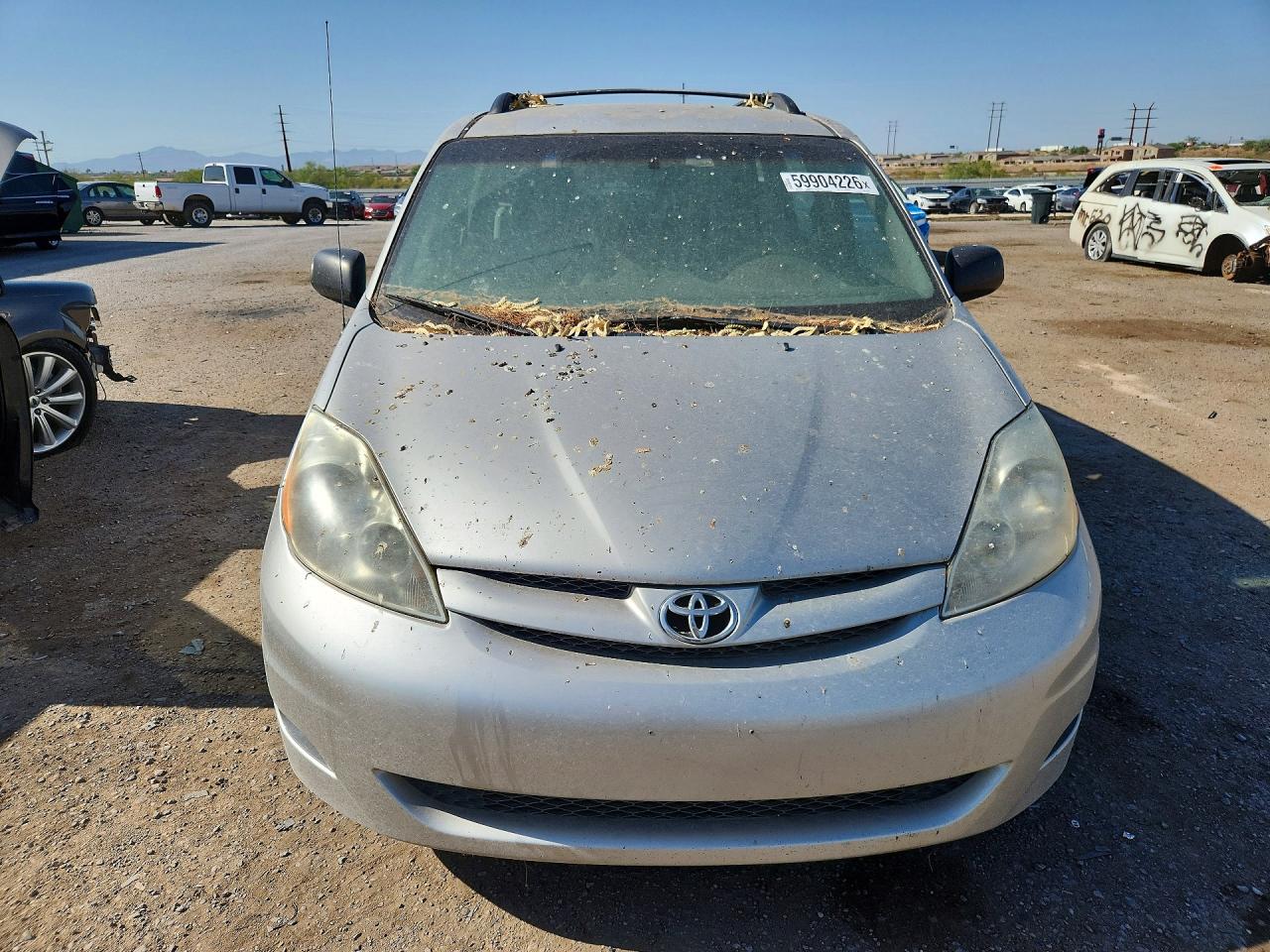 2007 Toyota Sienna Ce 7-passenger Silver vin: 5TDZK23C57S040097