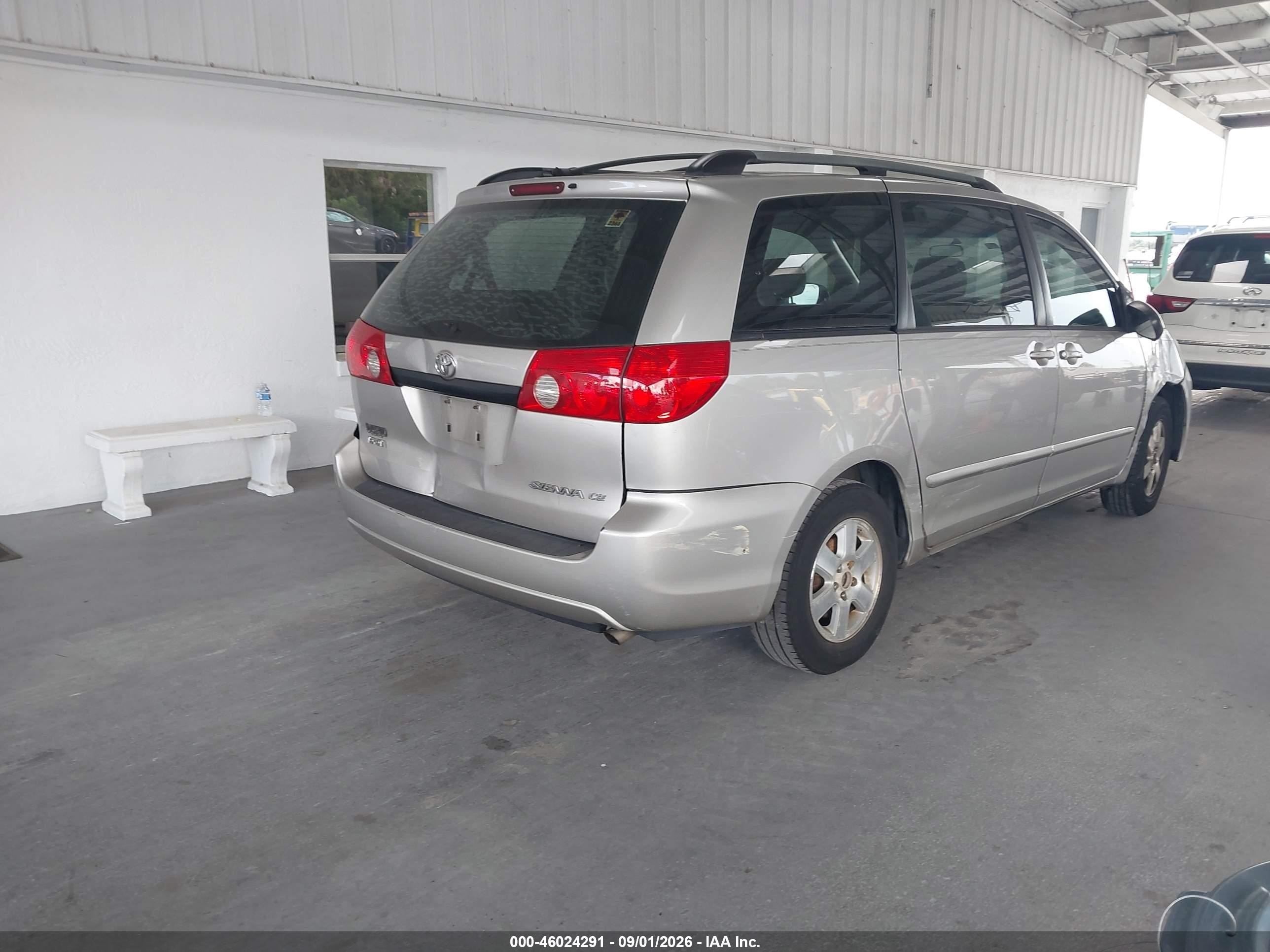 2007 Toyota Sienna Ce Silver vin: 5TDZK23C57S044005