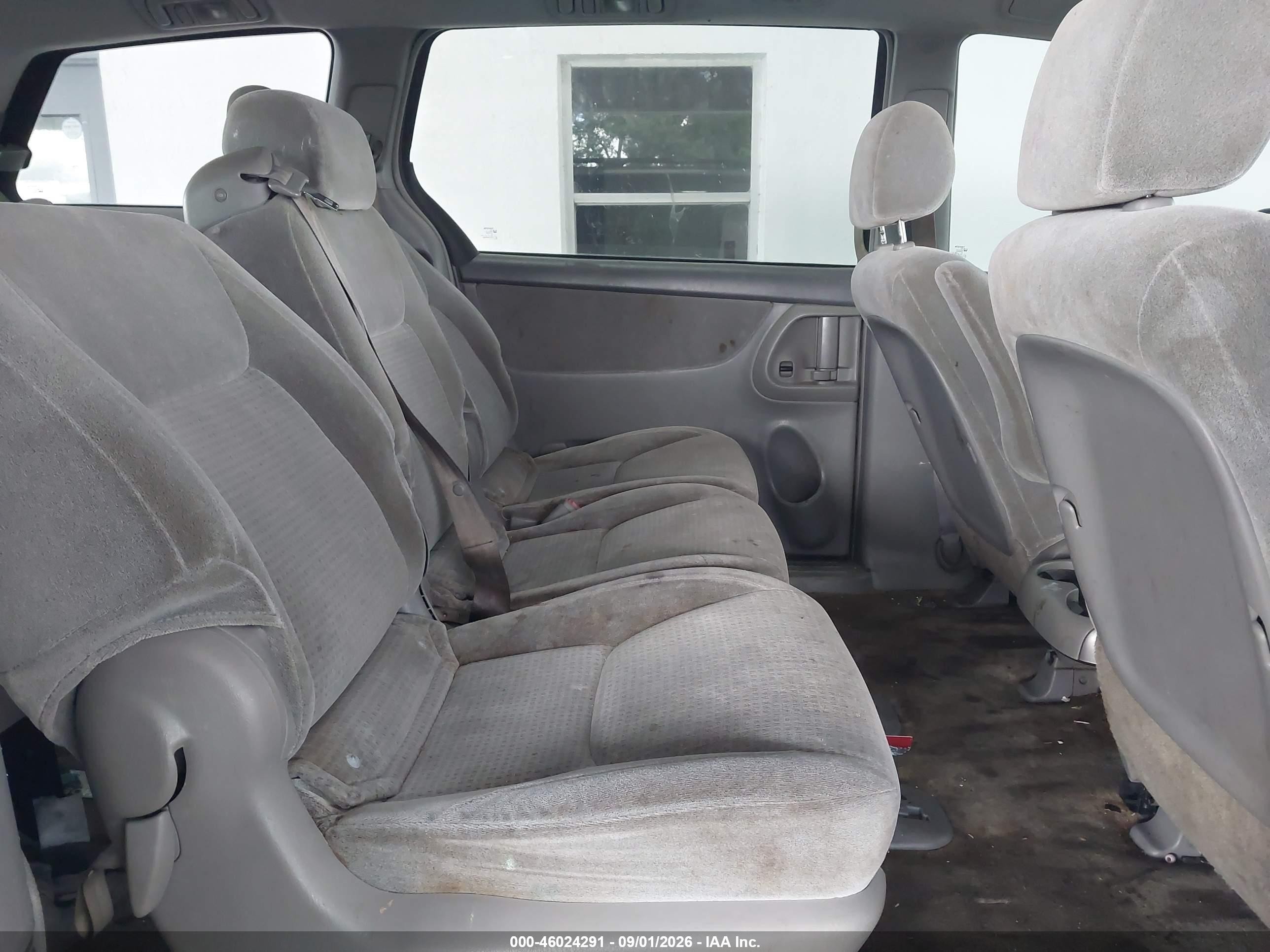 2007 Toyota Sienna Ce Silver vin: 5TDZK23C57S044005