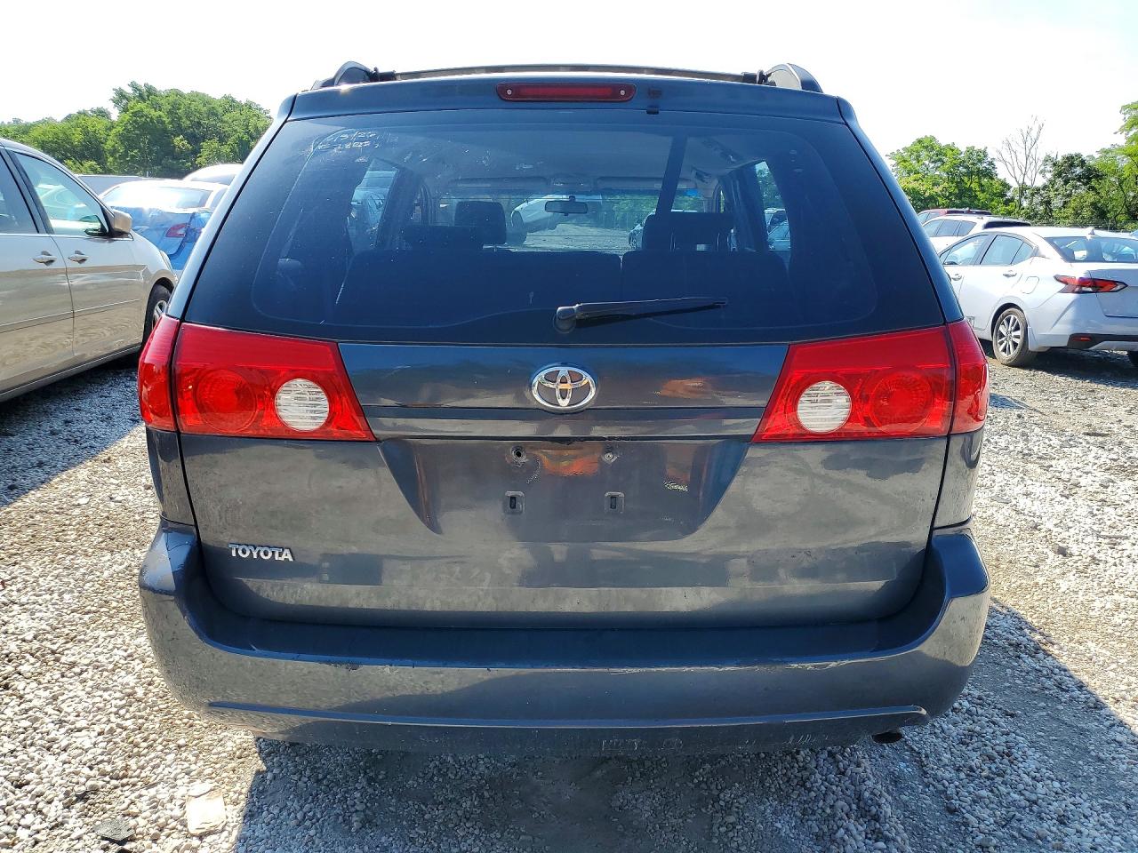 2007 Toyota Sienna Ce 7-passenger Gray vin: 5TDZK23C57S049494
