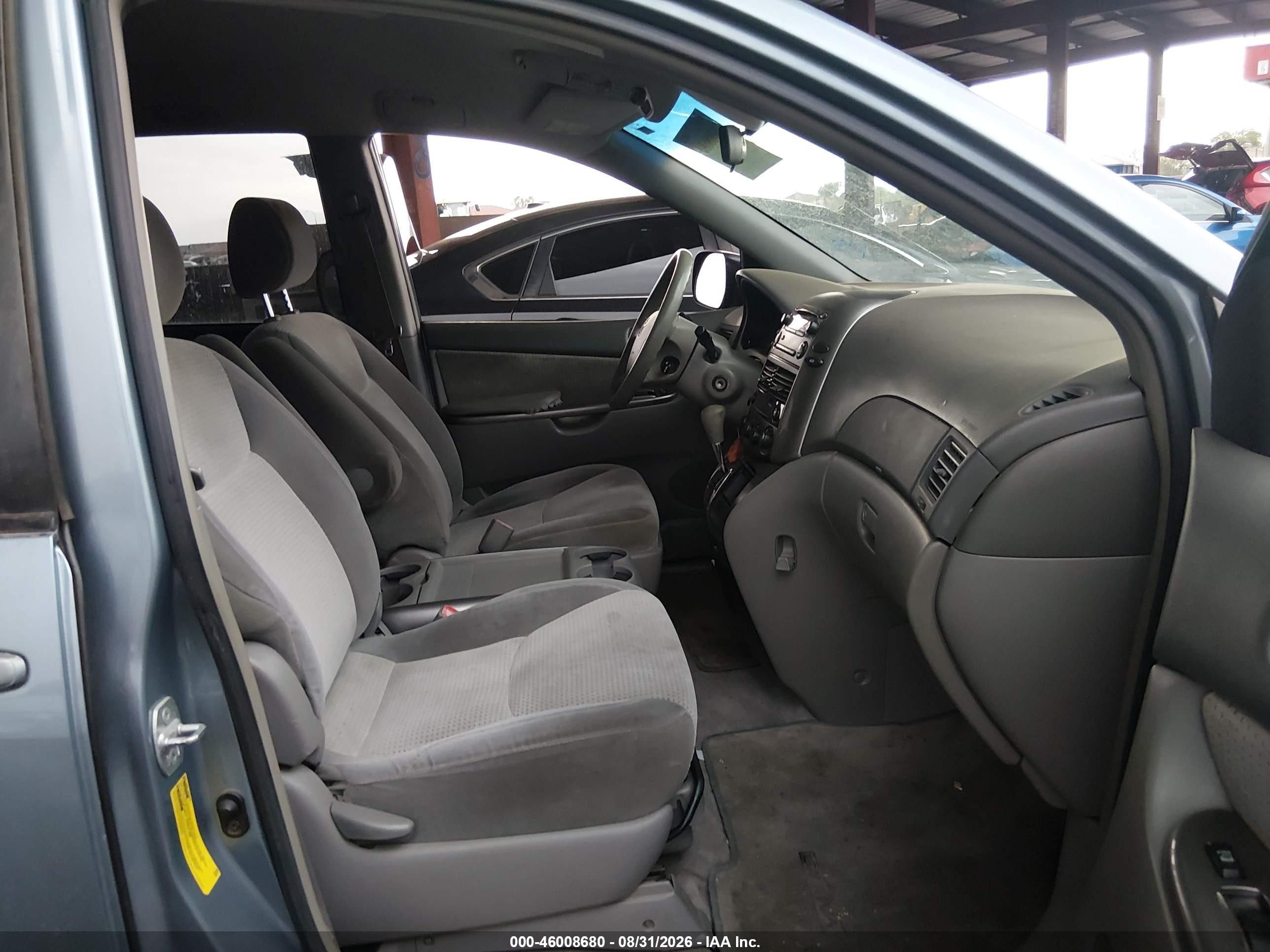 2007 Toyota Sienna Le Blue vin: 5TDZK23C57S074797