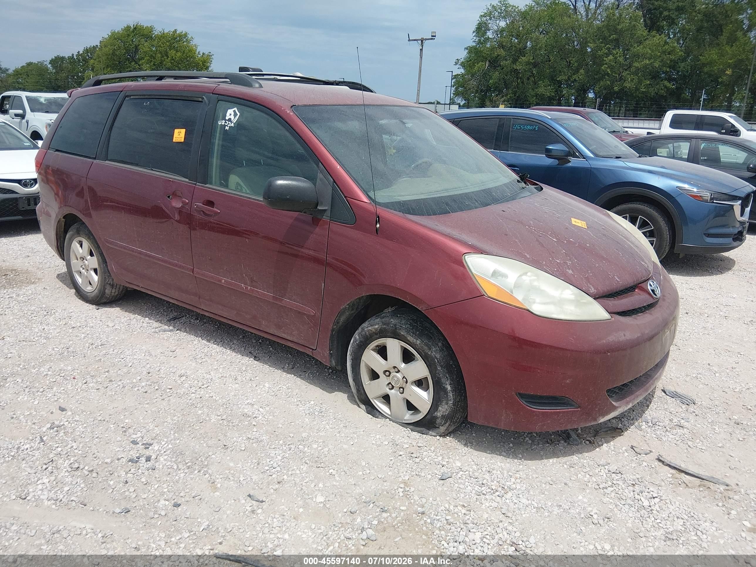 2008 Toyota Sienna Le Burgundy vin: 5TDZK23C58S111994