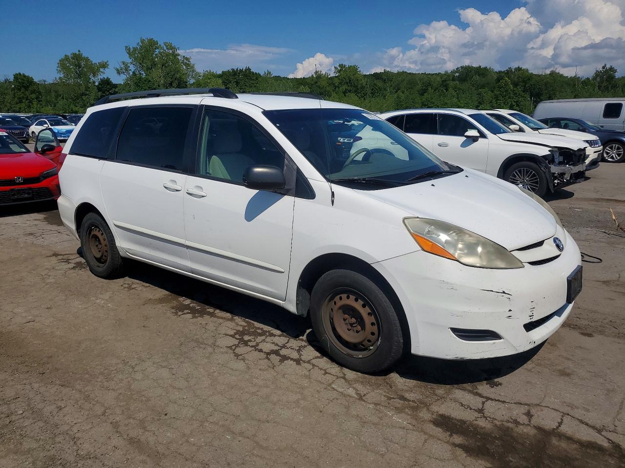 2008 Toyota Sienna Le 7-passenger Белый vin: 5TDZK23C58S125099