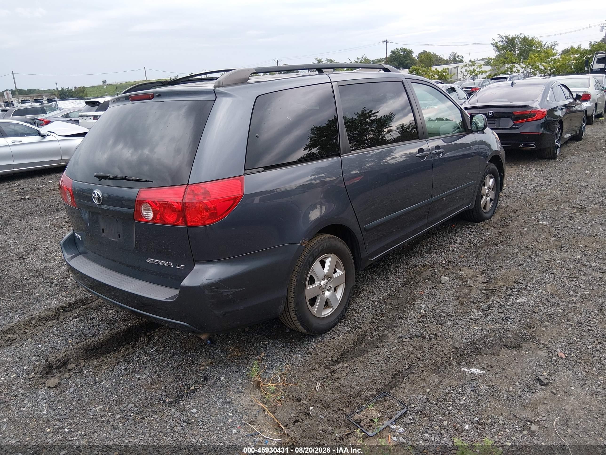 2008 Toyota Sienna Le Blue vin: 5TDZK23C58S156479