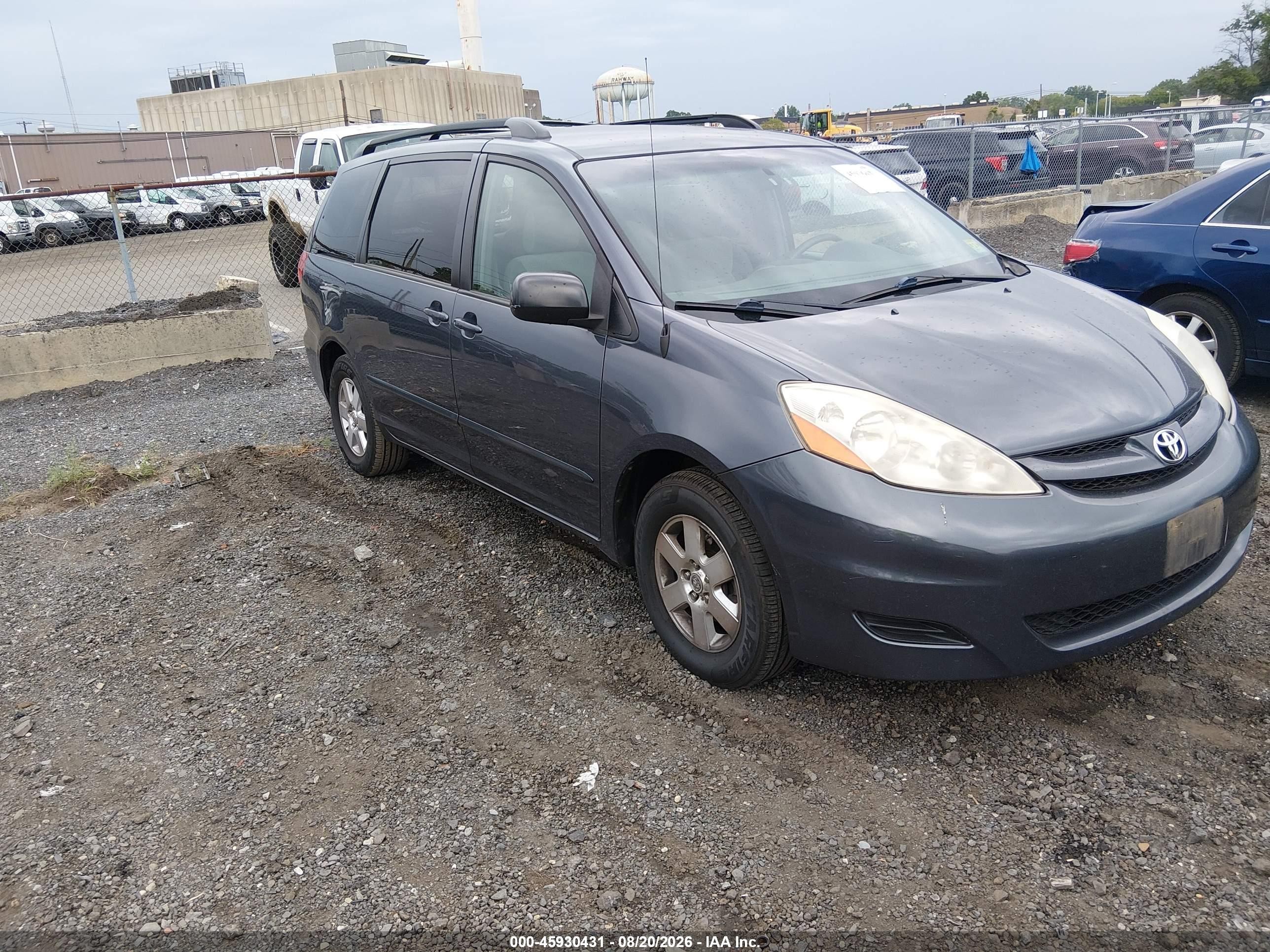 2008 Toyota Sienna Le Blue vin: 5TDZK23C58S156479