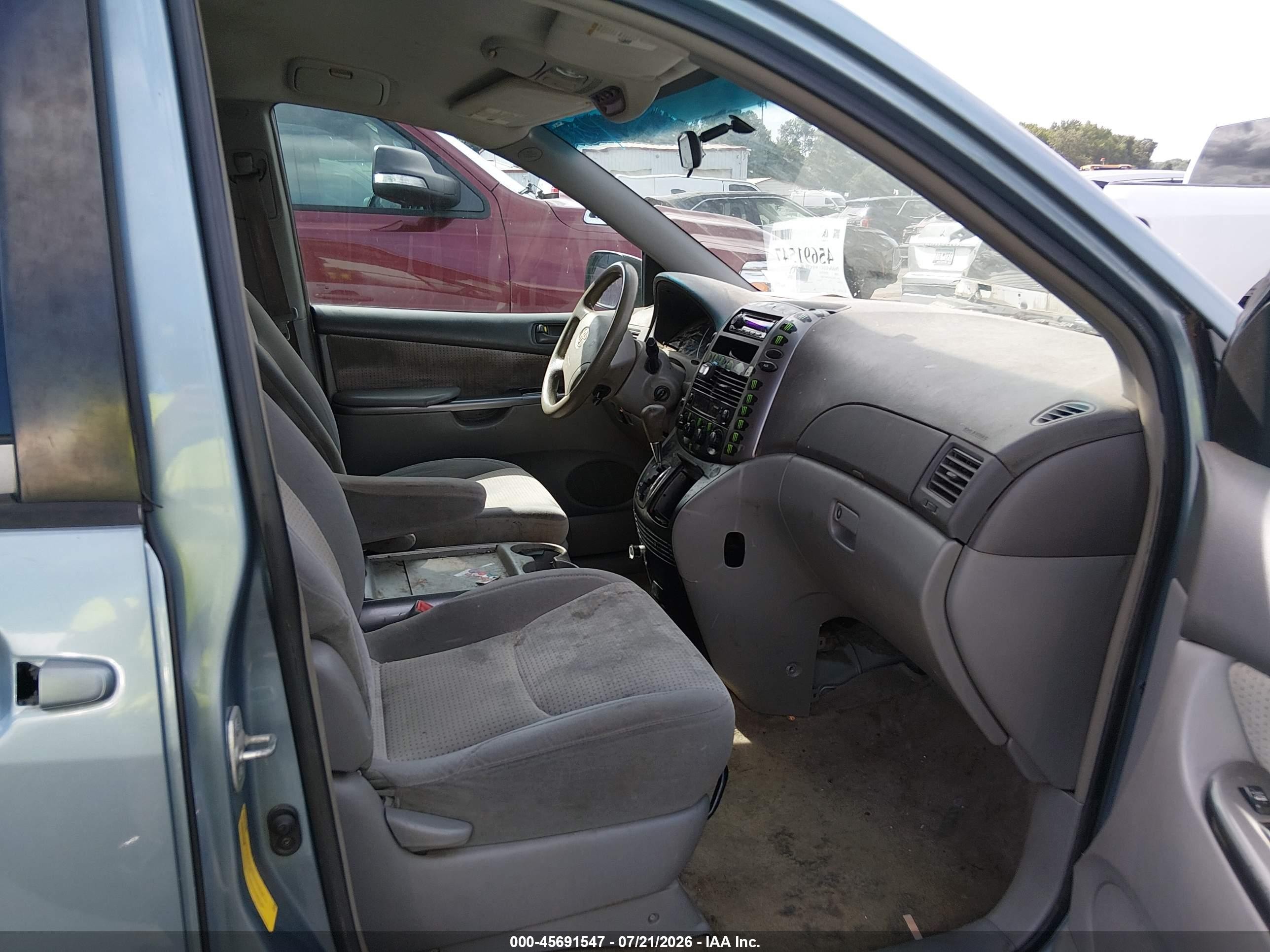 2008 Toyota Sienna Le Синий vin: 5TDZK23C58S174402