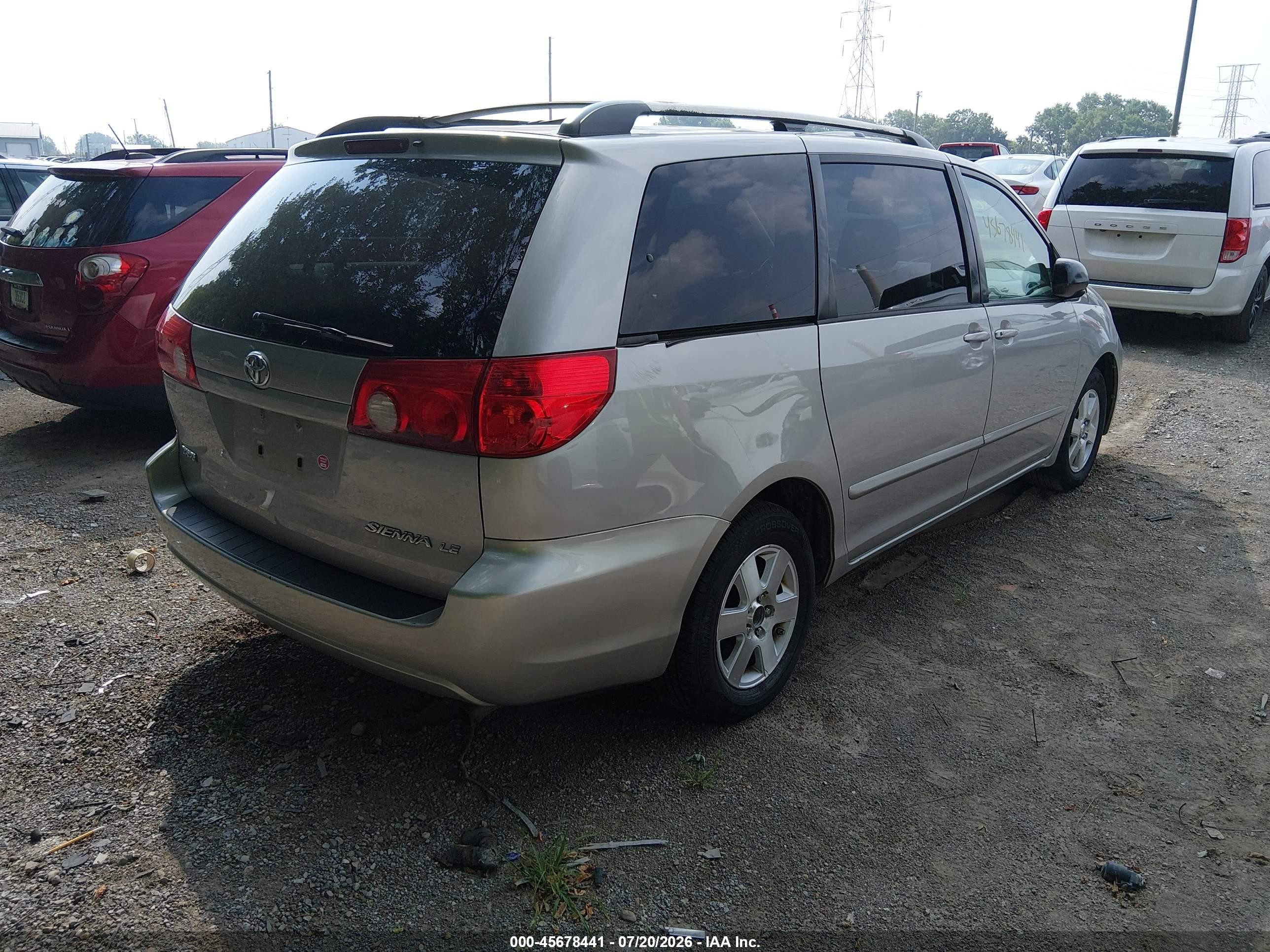 2008 Toyota Sienna Le Silver vin: 5TDZK23C58S209214
