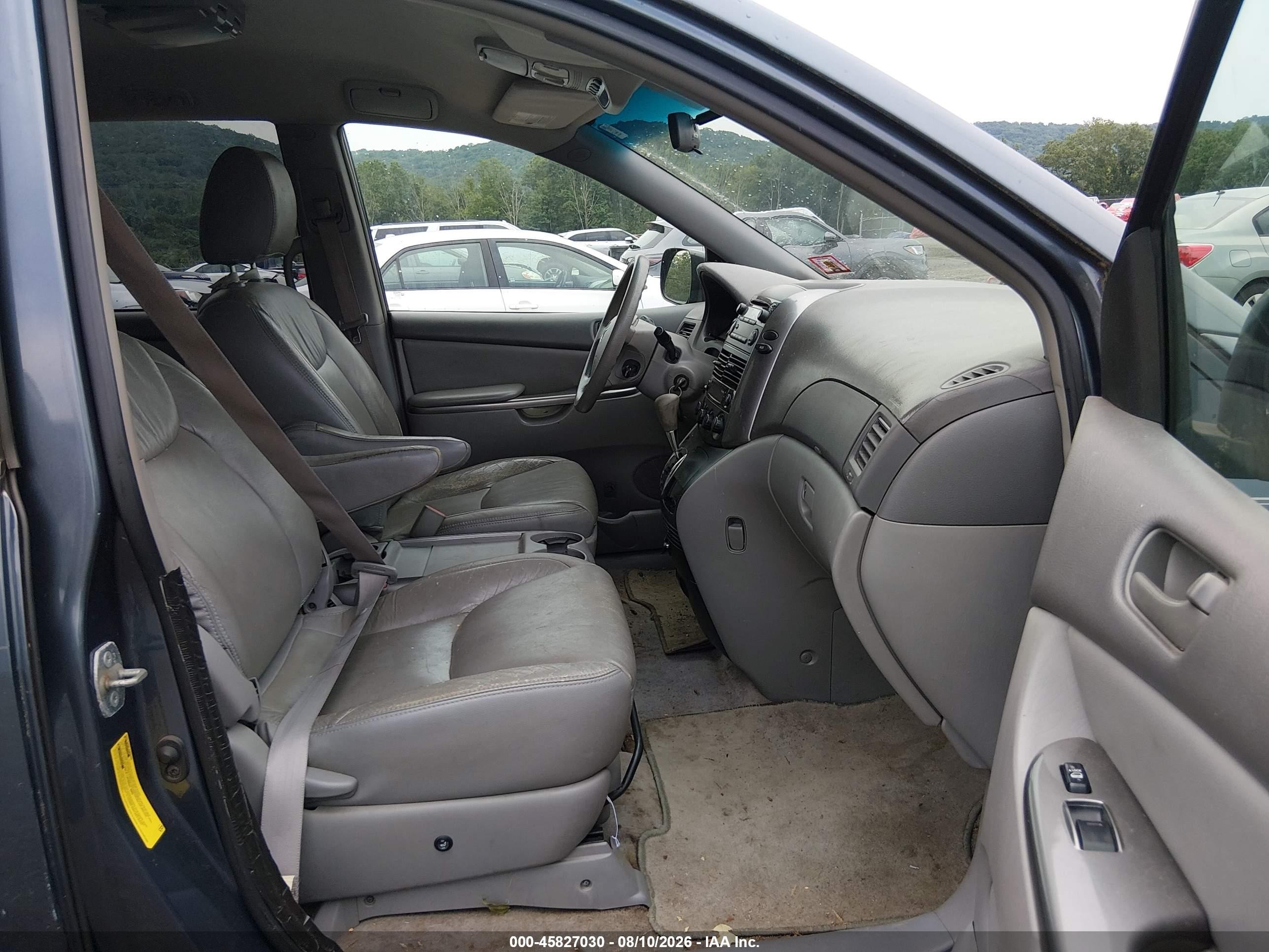 2009 Toyota Sienna Le Blue vin: 5TDZK23C59S263291