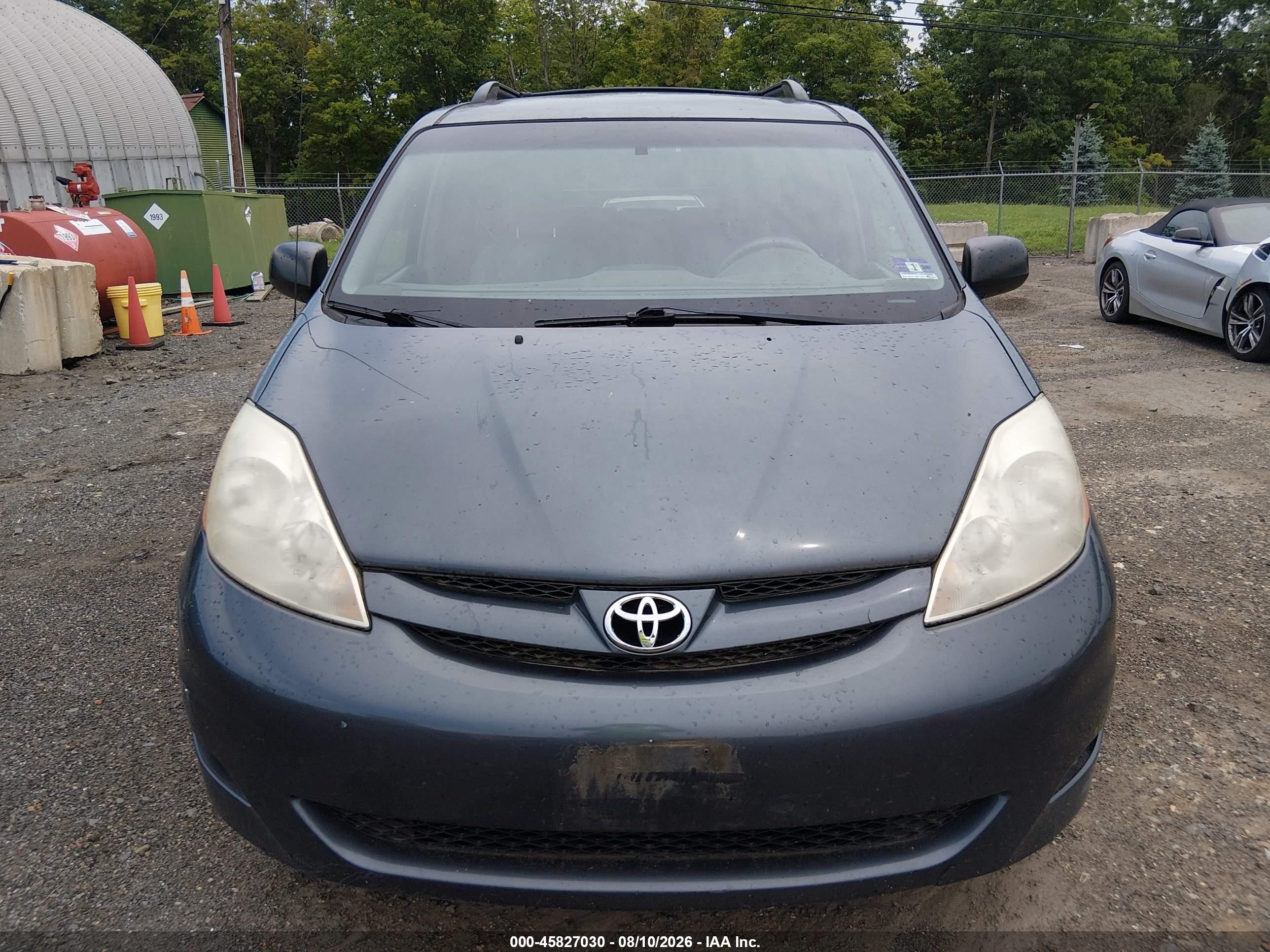 2009 Toyota Sienna Le Blue vin: 5TDZK23C59S263291
