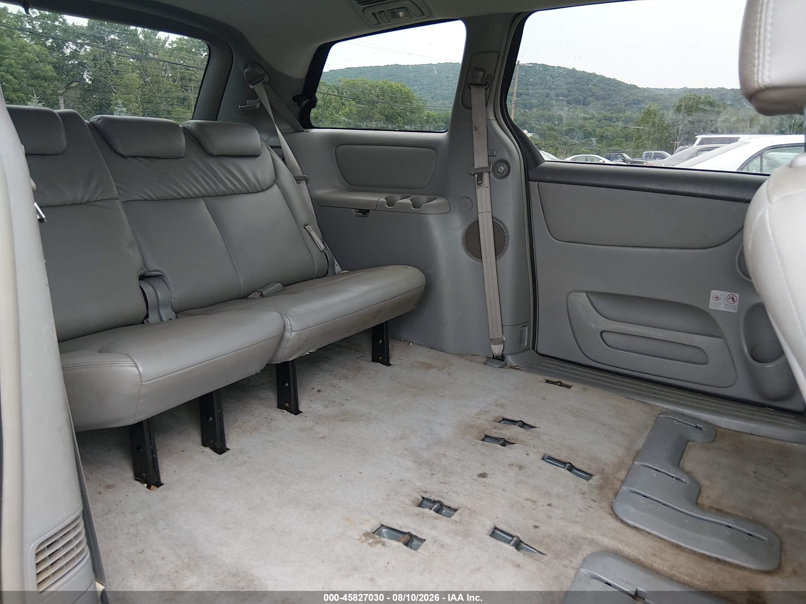 2009 Toyota Sienna Le Blue vin: 5TDZK23C59S263291