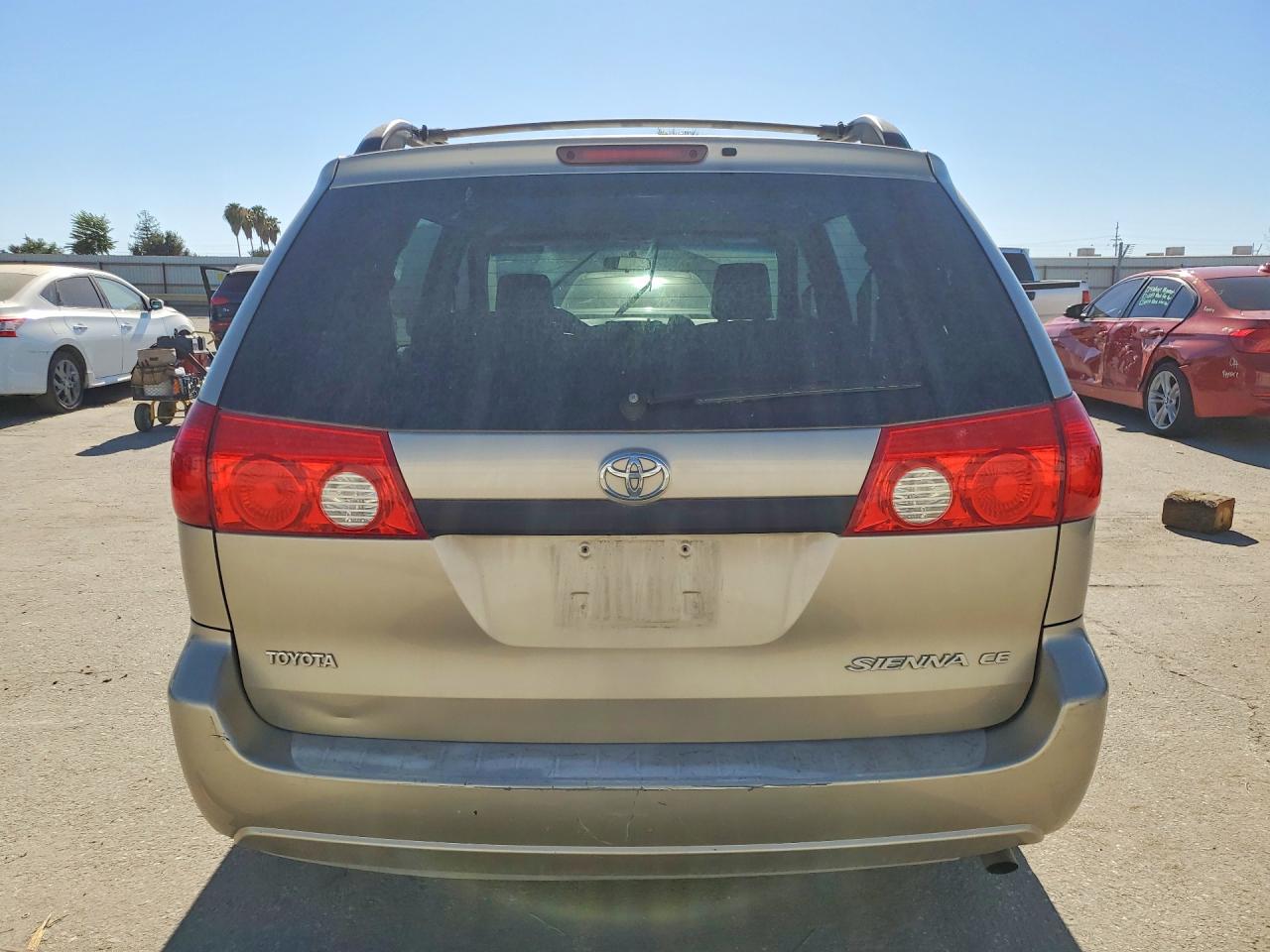 2009 Toyota Sienna Ce 8-passenger Beige vin: 5TDZK23C59S265218