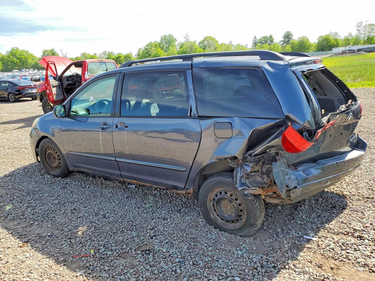2007 Toyota Sienna Le Gray vin: 5TDZK23C675071293