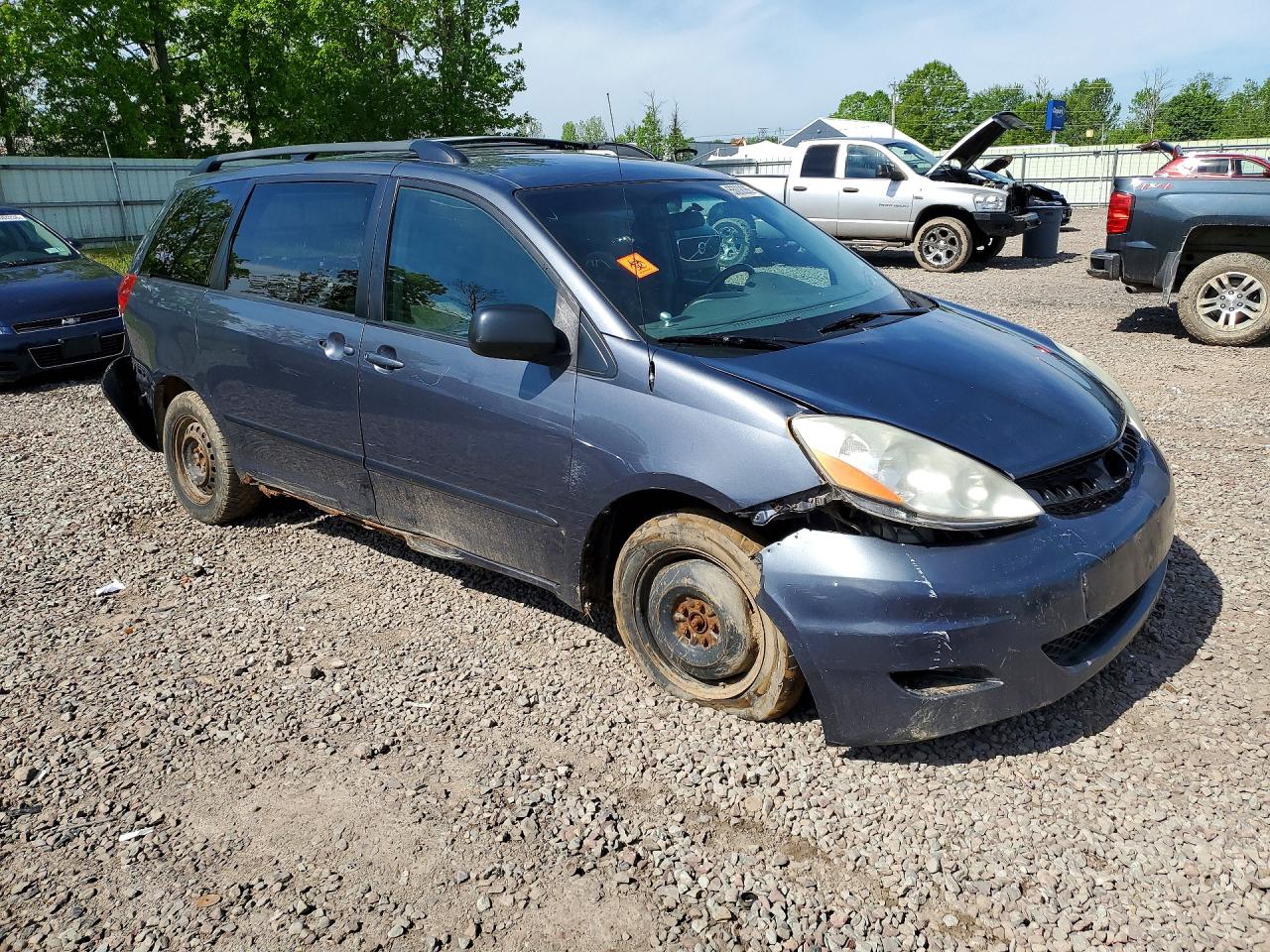 2007 Toyota Sienna Le Gray vin: 5TDZK23C675071293