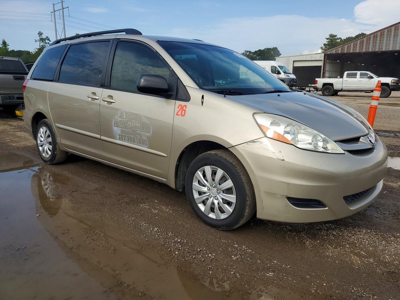 2007 Toyota Sienna Ce 7-passenger Золотой vin: 5TDZK23C67S072721