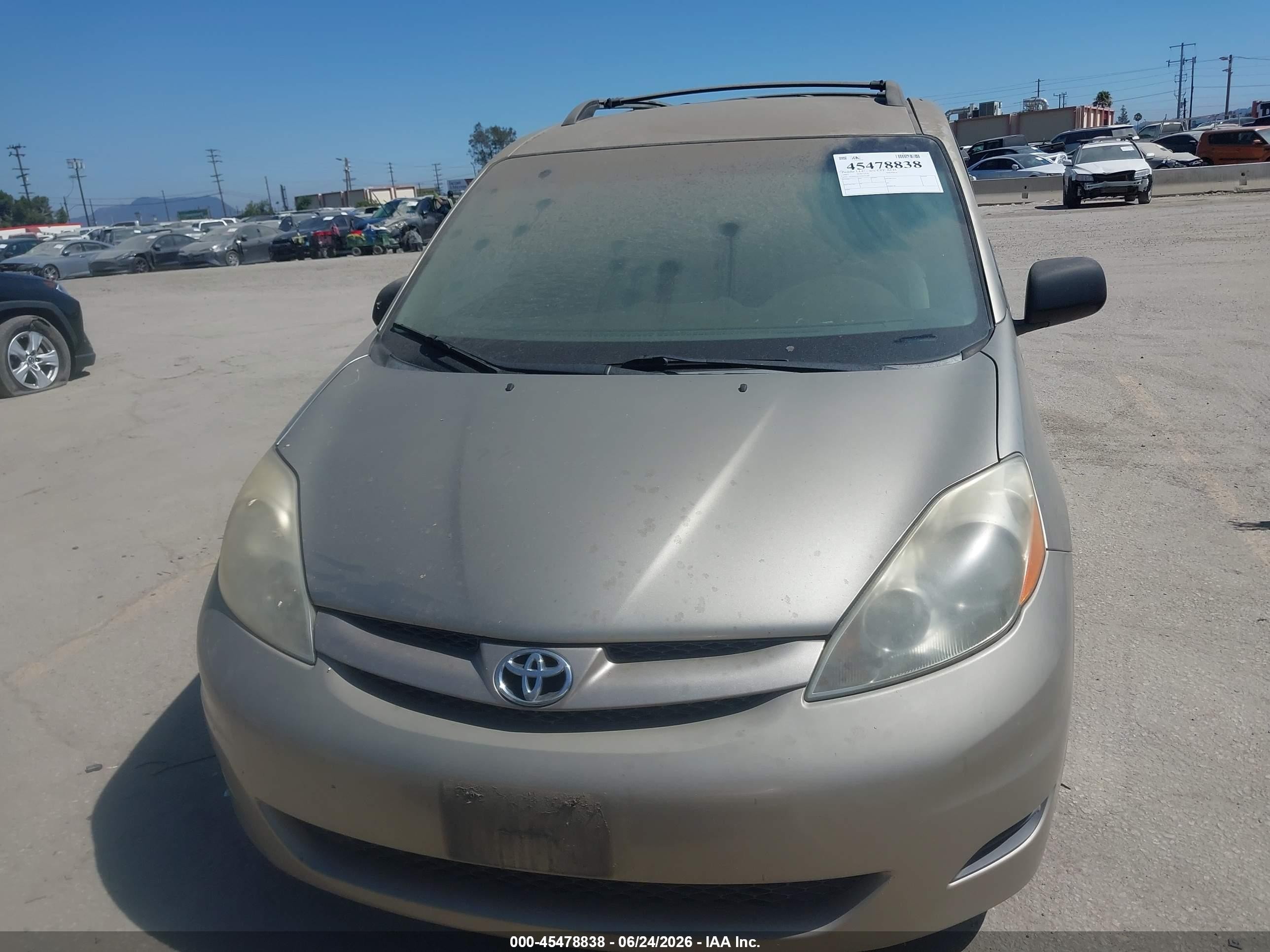 2007 Toyota Sienna Le Gold vin: 5TDZK23C67S076509