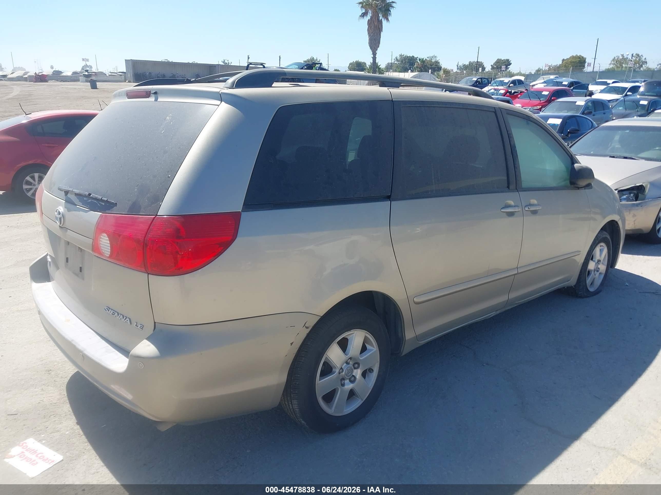 2007 Toyota Sienna Le Gold vin: 5TDZK23C67S076509