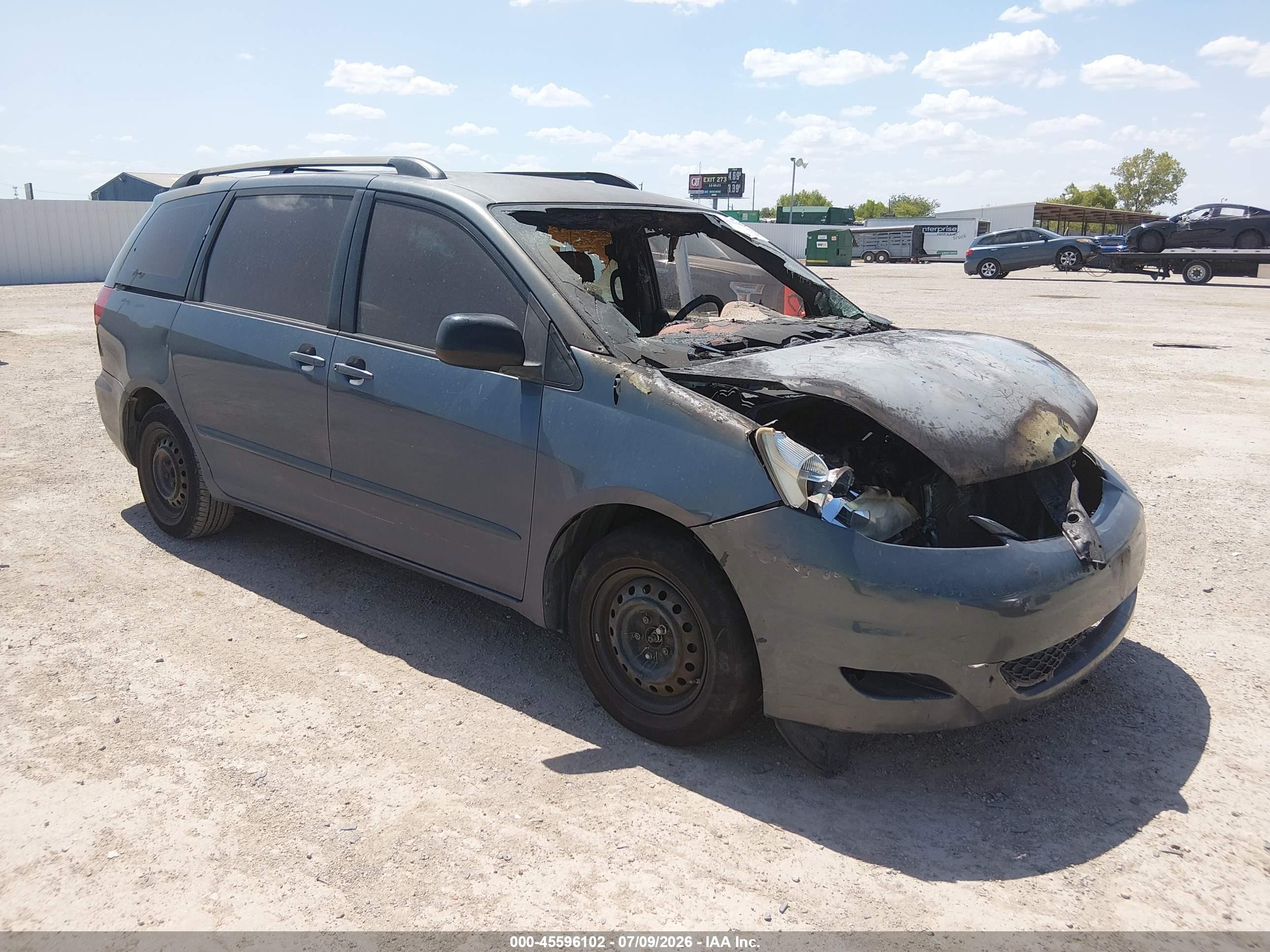 2008 Toyota Sienna Ce Gray vin: 5TDZK23C68S101734