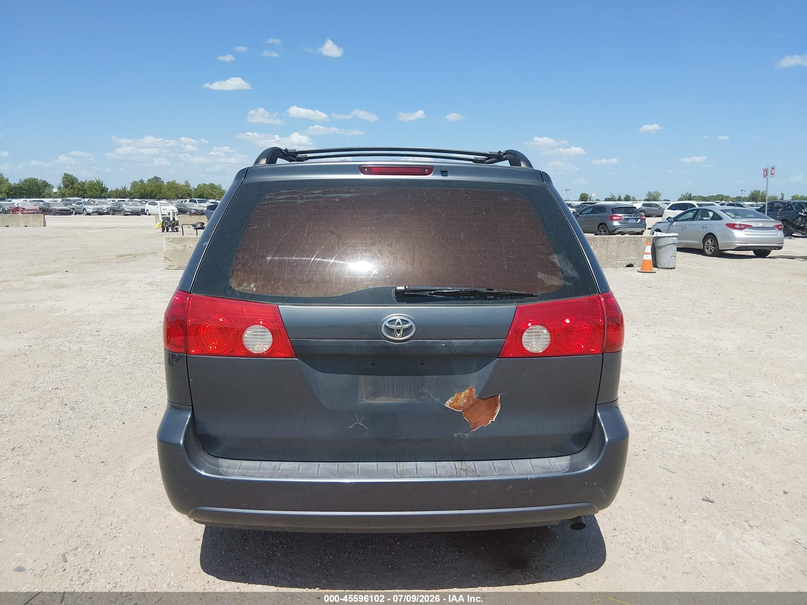 2008 Toyota Sienna Ce Gray vin: 5TDZK23C68S101734