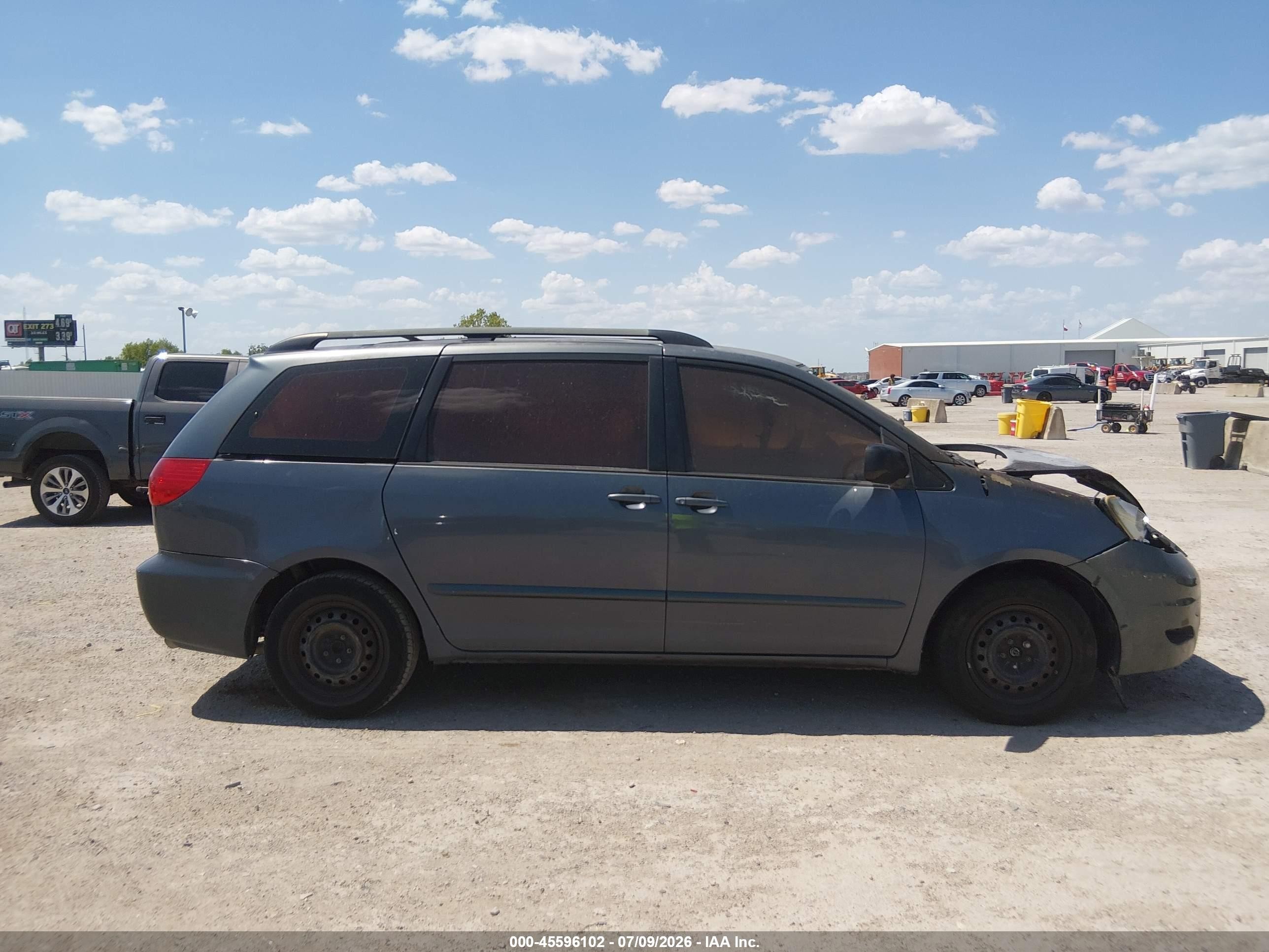 2008 Toyota Sienna Ce Gray vin: 5TDZK23C68S101734