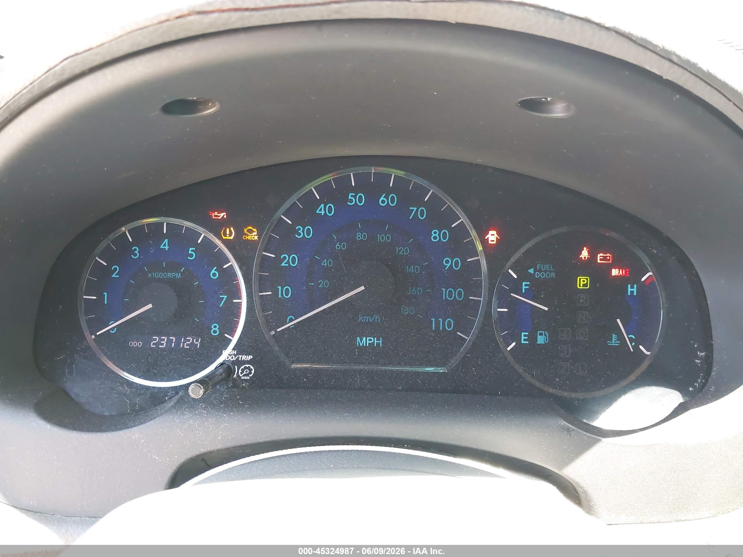 2008 Toyota Sienna Le Gray vin: 5TDZK23C68S125385