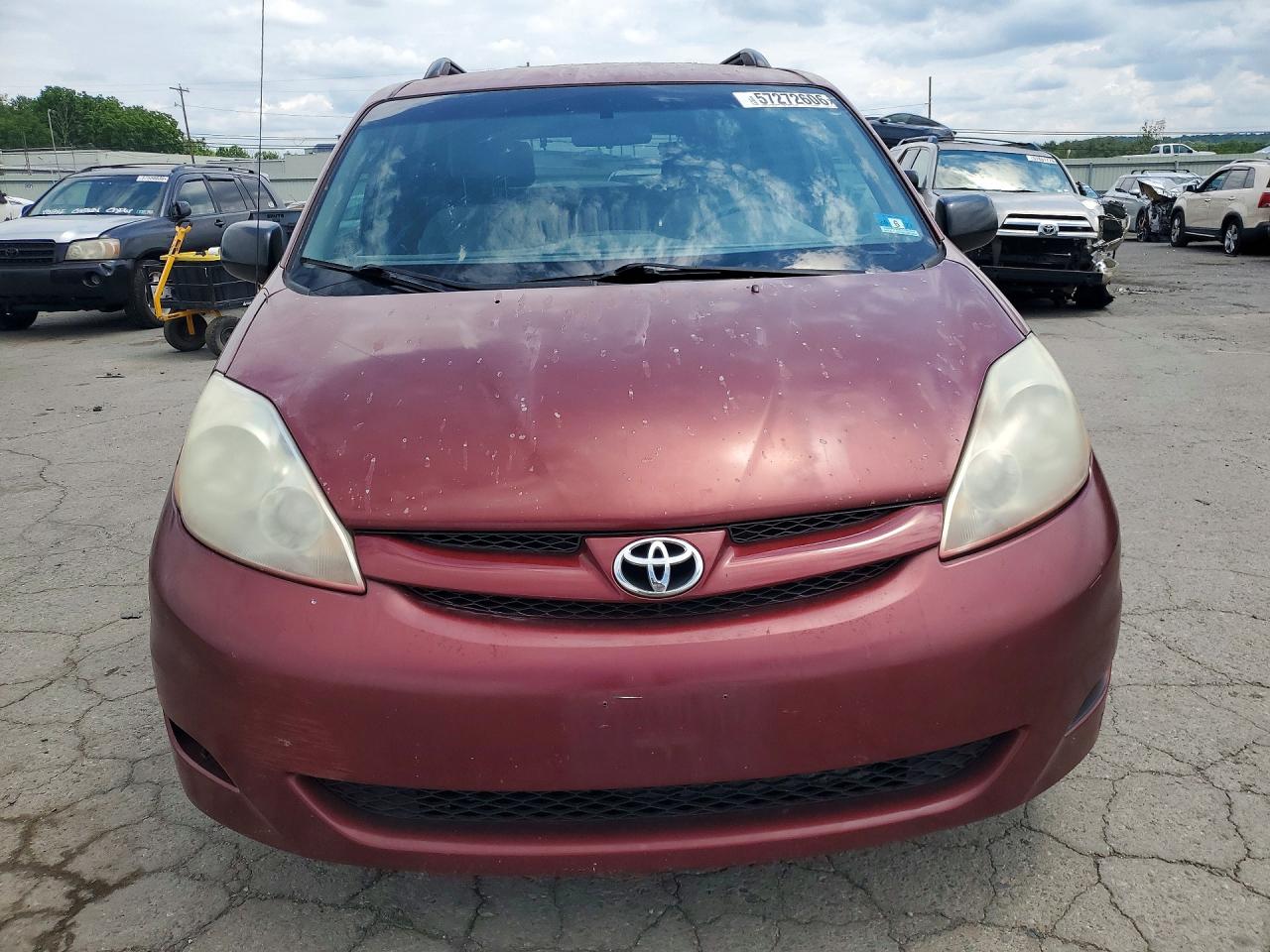 2008 Toyota Sienna Le 7-passenger Красный vin: 5TDZK23C68S139545