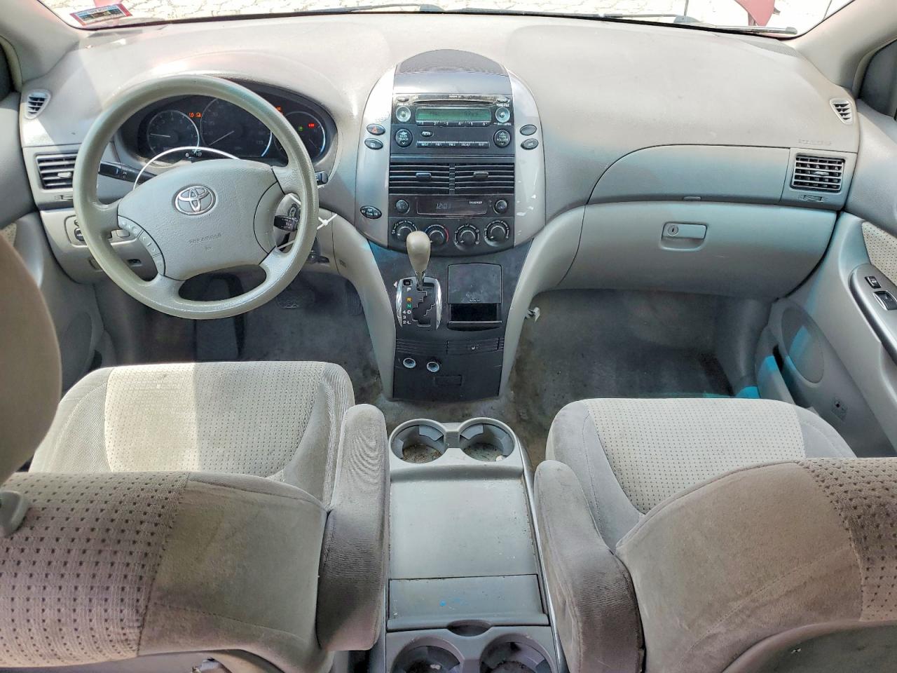 2008 Toyota Sienna Le 7-passenger Красный vin: 5TDZK23C68S139545
