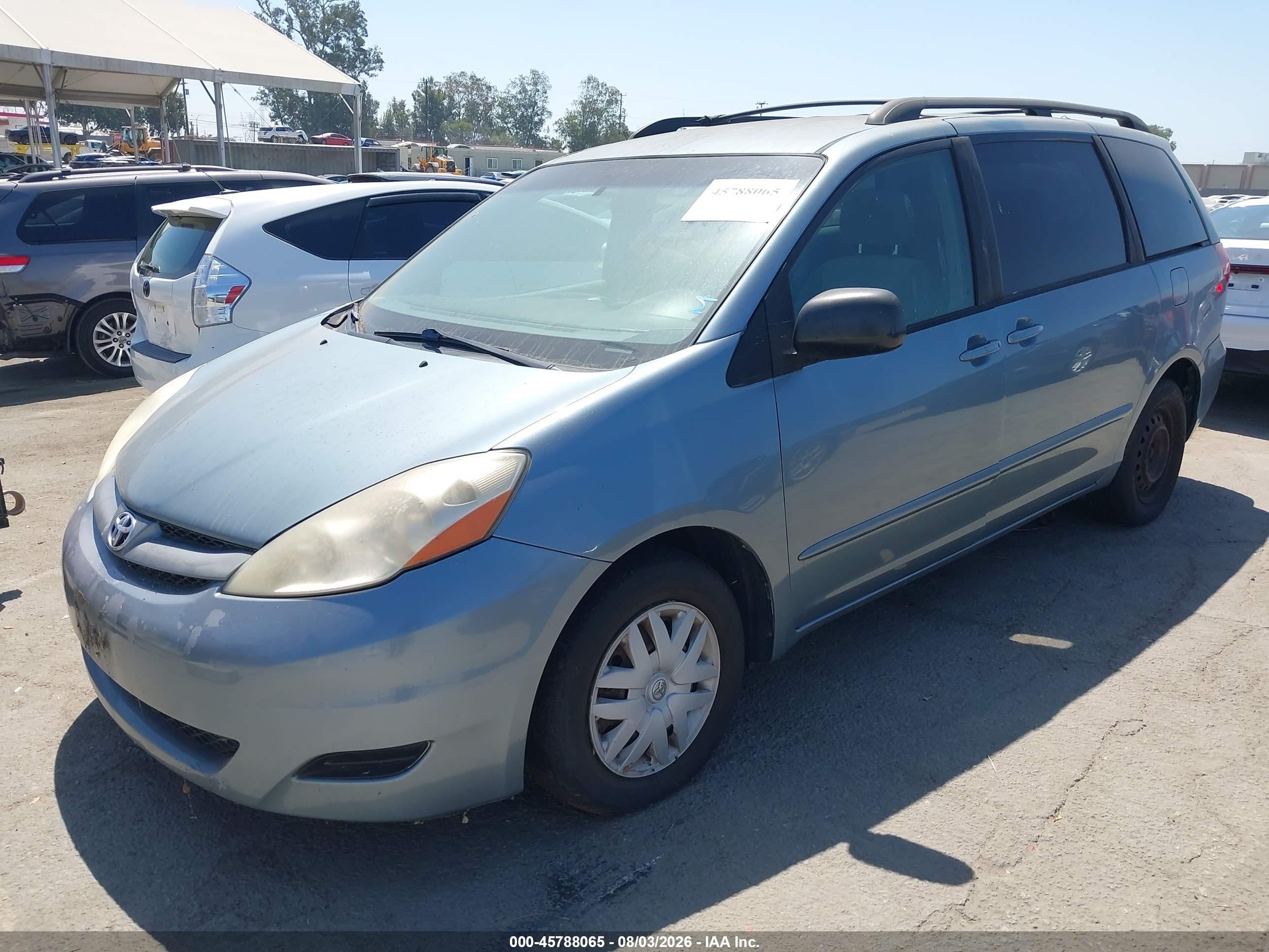 2008 Toyota Sienna Le Gray vin: 5TDZK23C68S172240