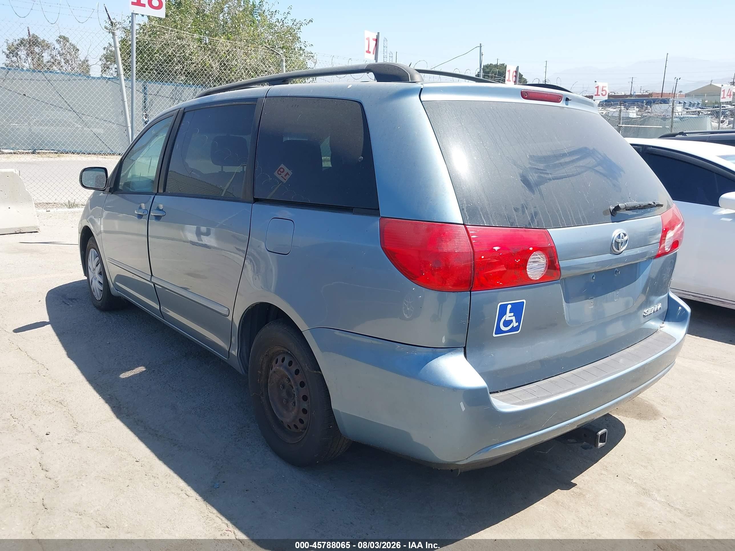 2008 Toyota Sienna Le Gray vin: 5TDZK23C68S172240
