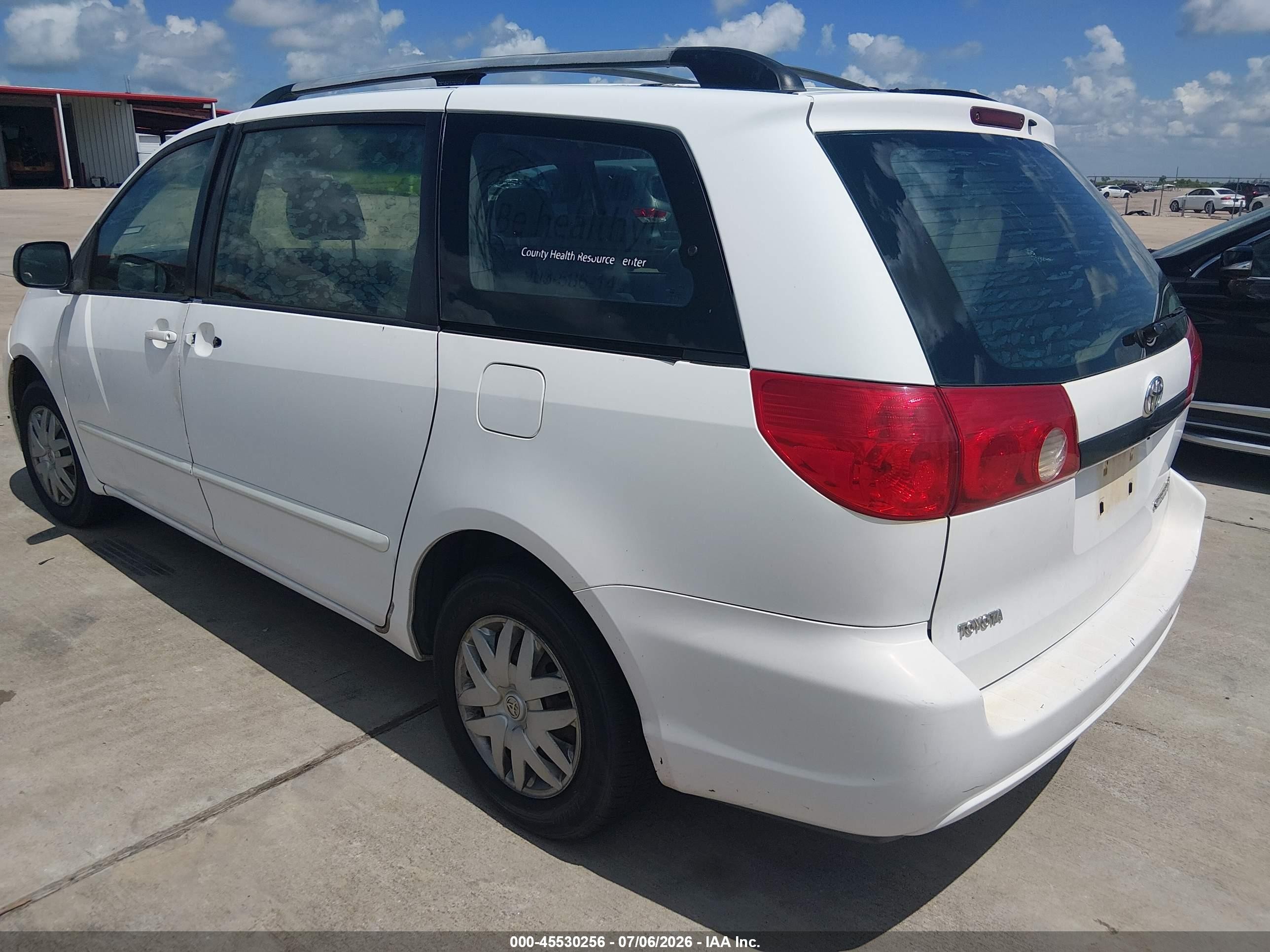 2008 Toyota Sienna Ce White vin: 5TDZK23C68S185859