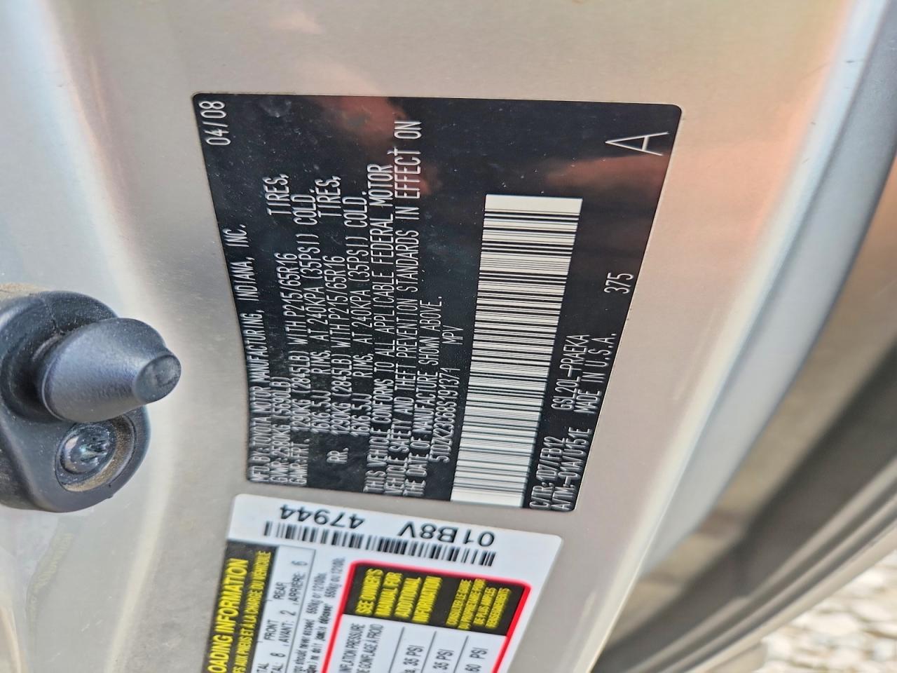 2008 Toyota Sienna Ce 8-passenger Silver vin: 5TDZK23C68S191371