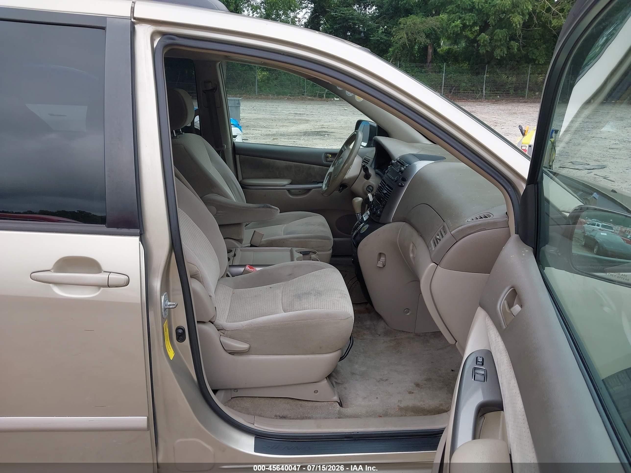 2008 Toyota Sienna Le Beige vin: 5TDZK23C68S222599