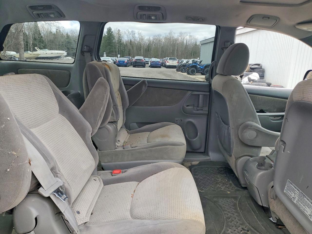 2009 Toyota Sienna Ce 7-passenger Gray vin: 5TDZK23C69S234592
