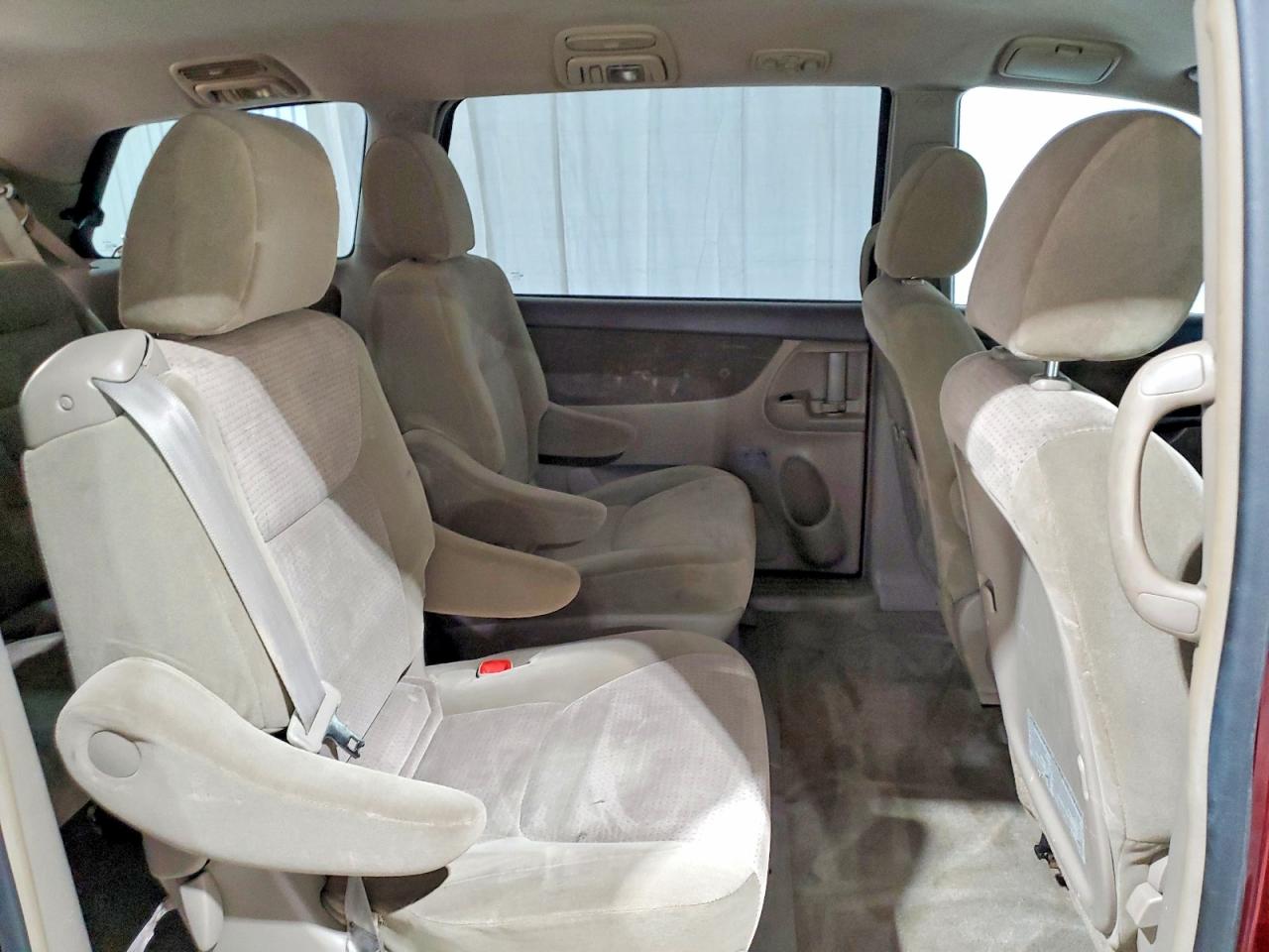 2009 Toyota Sienna Le 7-passenger Темно-бордовый vin: 5TDZK23C69S242126