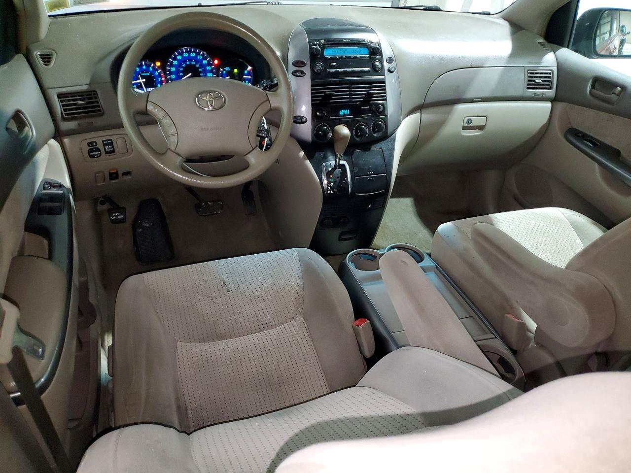 2009 Toyota Sienna Le 7-passenger Темно-бордовый vin: 5TDZK23C69S242126