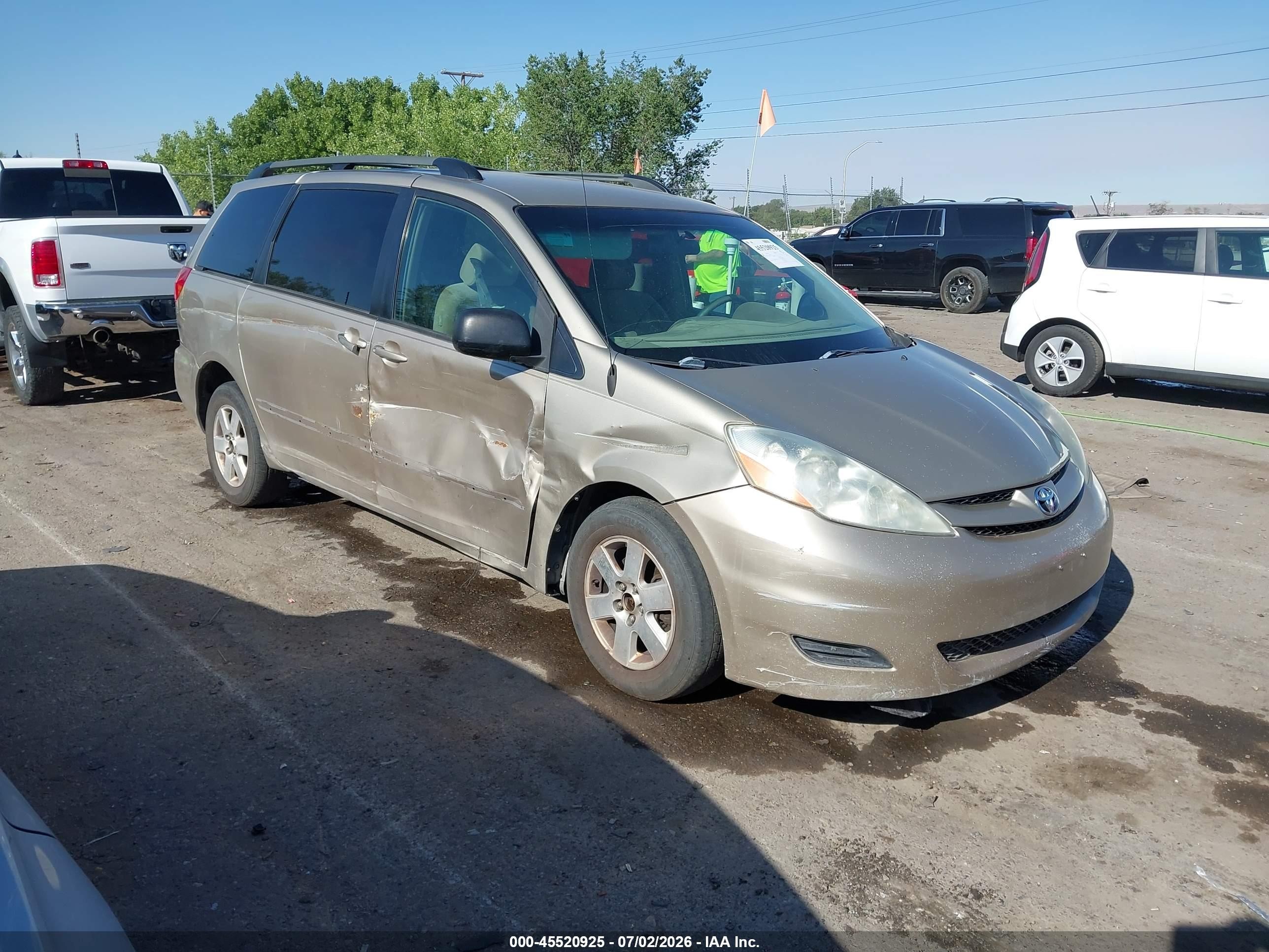 2007 Toyota Sienna Le Tan vin: 5TDZK23C77S000264