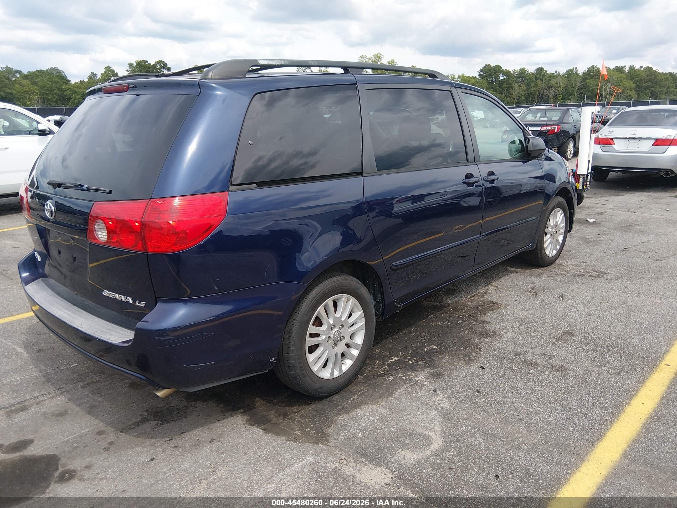 2007 Toyota Sienna Le Blue vin: 5TDZK23C77S008090