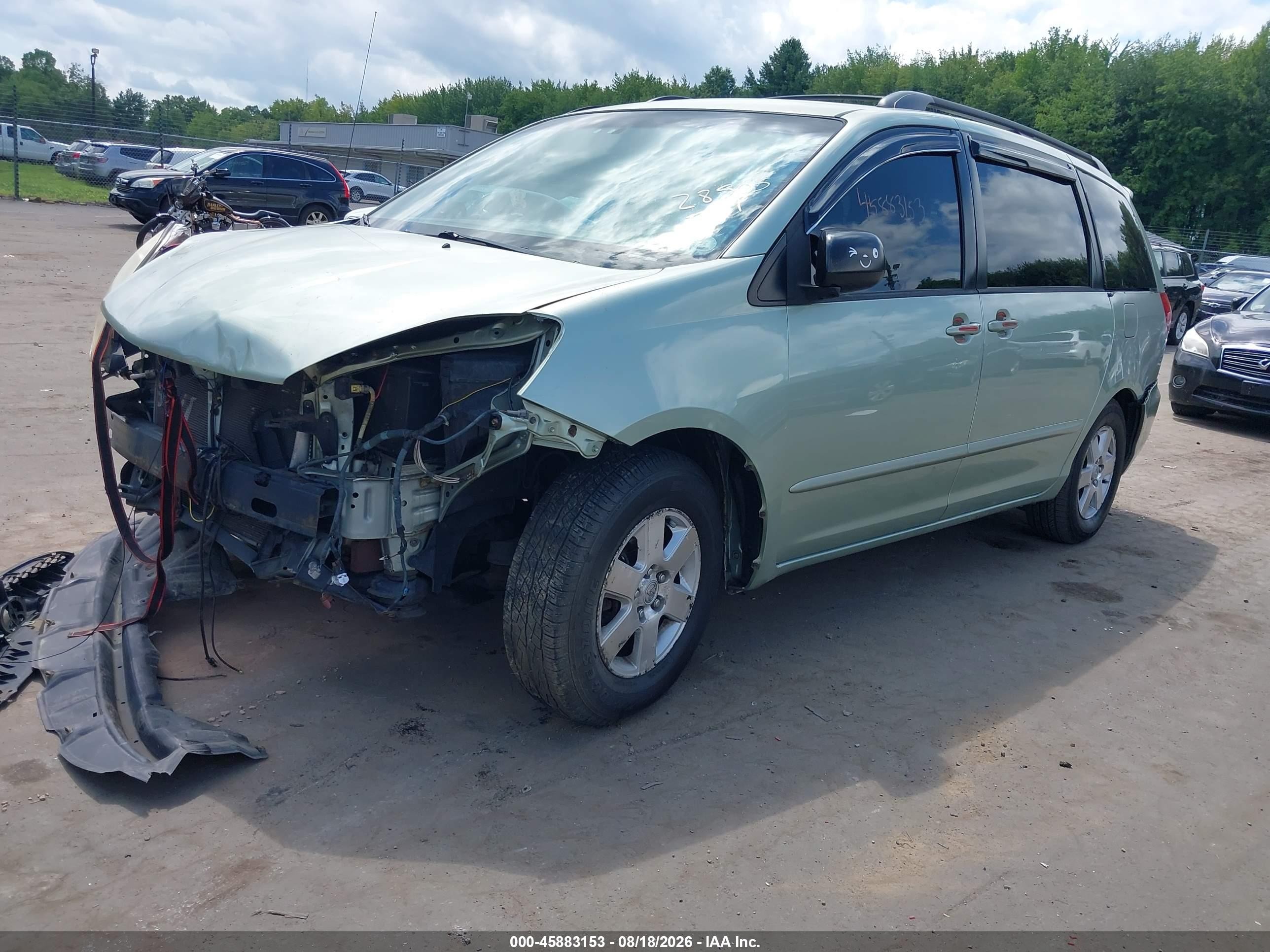 2007 Toyota Sienna Le Green vin: 5TDZK23C77S024838