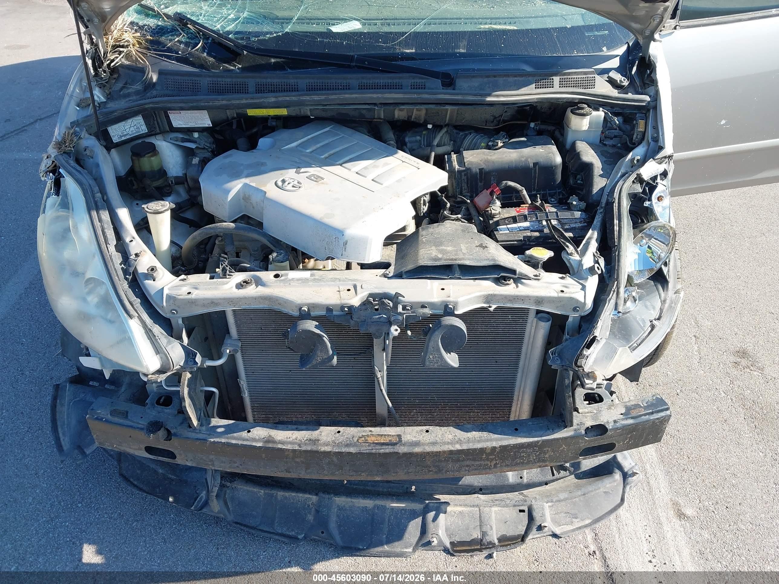 2007 Toyota Sienna Ce Silver vin: 5TDZK23C77S053420