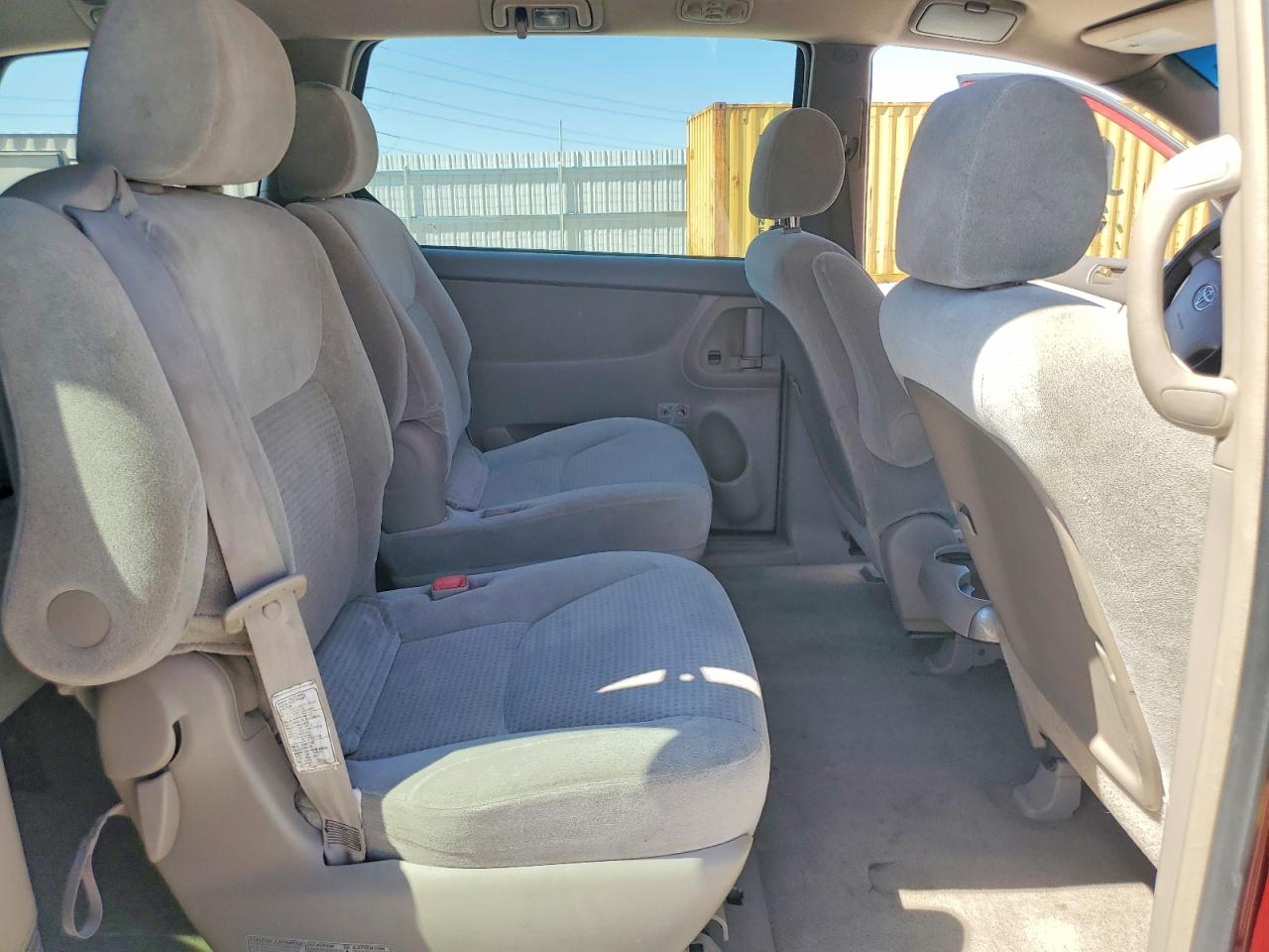 2007 Toyota Sienna Ce 7-passenger Бордовый vin: 5TDZK23C77S074798