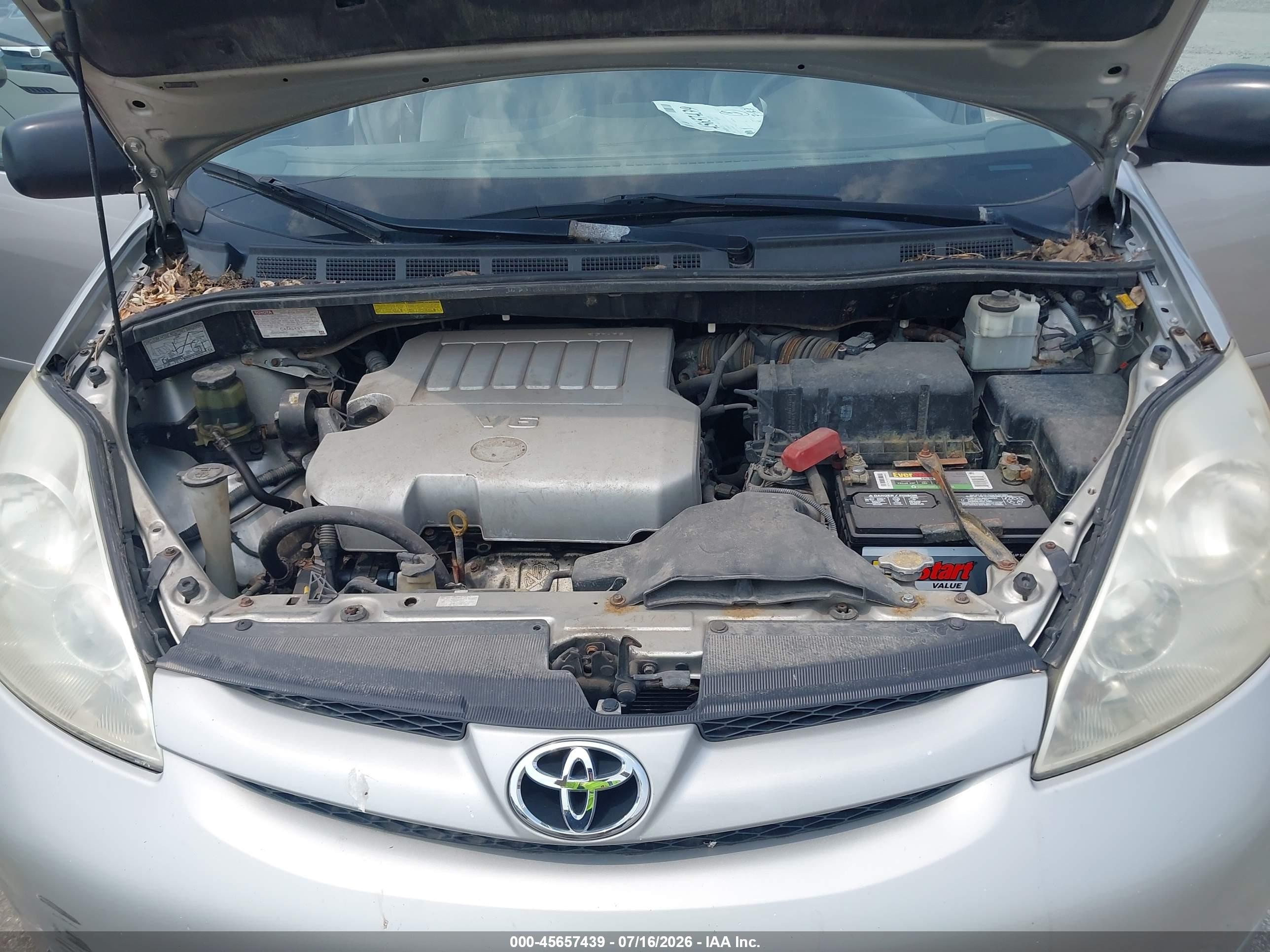 2007 Toyota Sienna Ce Silver vin: 5TDZK23C77S095862