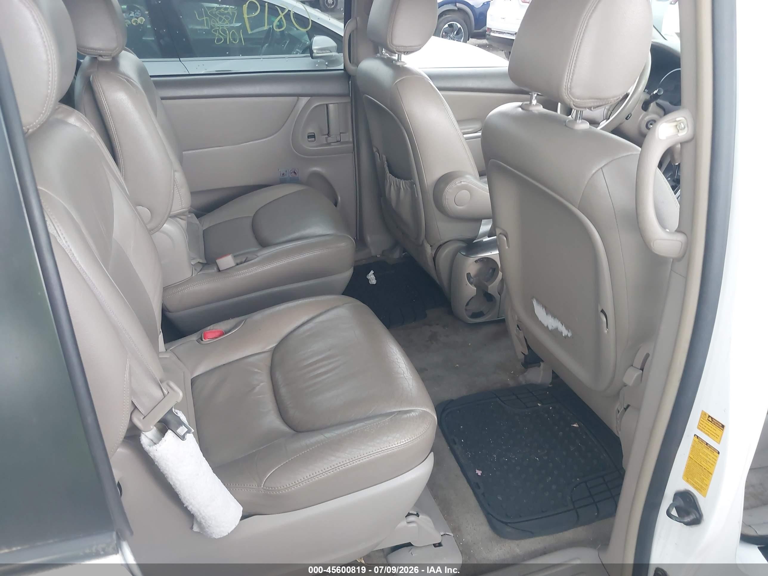 2008 Toyota Sienna Le Белый vin: 5TDZK23C78S114282