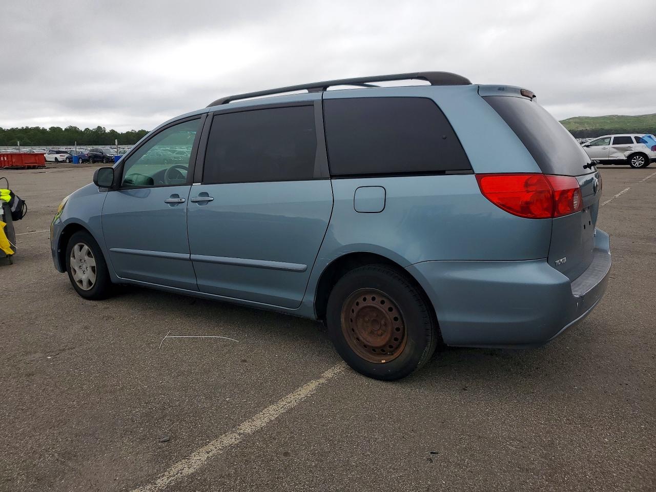 2008 Toyota Sienna Teal vin: 5TDZK23C78S118655
