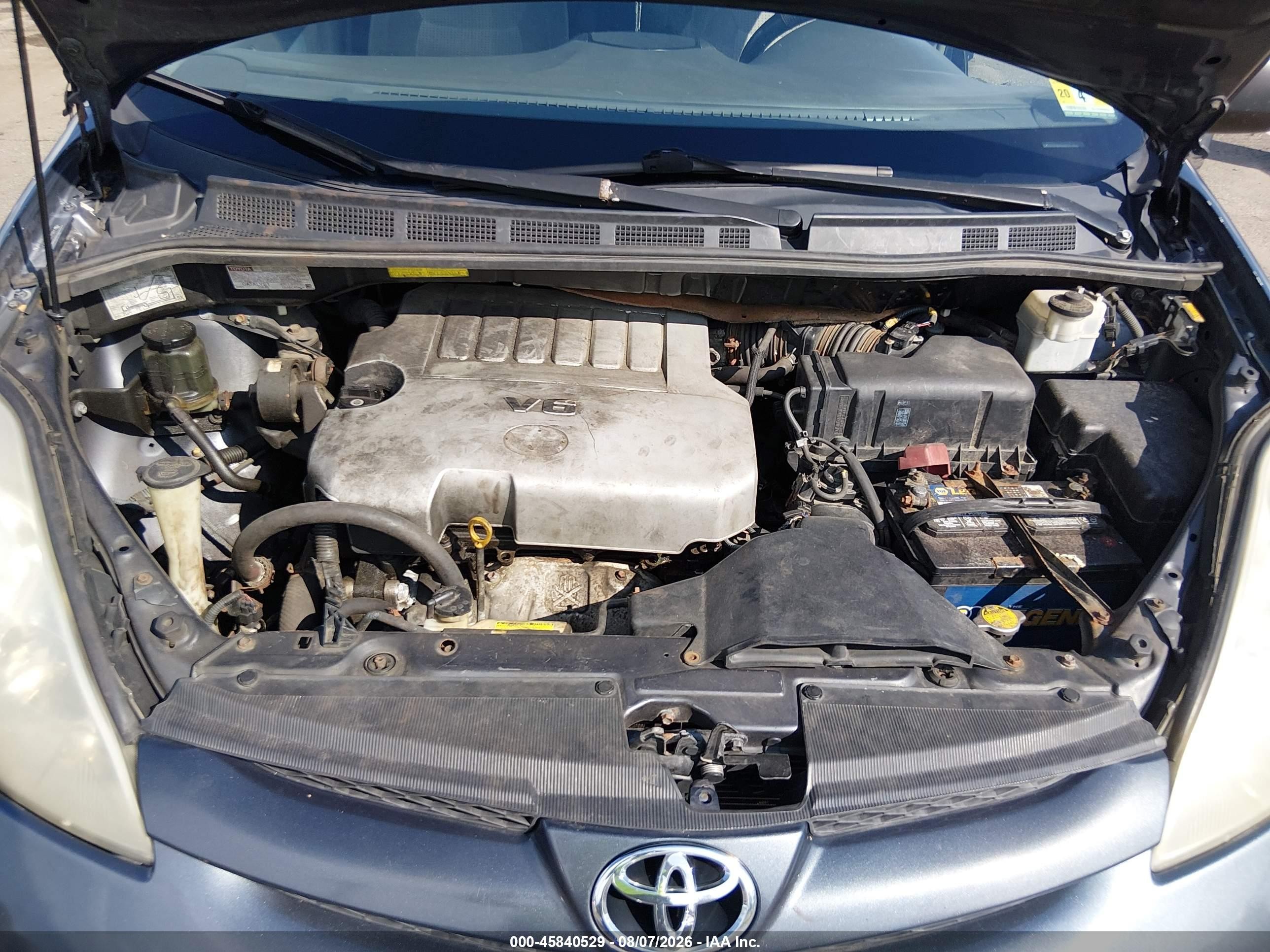 2008 Toyota Sienna Le Blue vin: 5TDZK23C78S156046