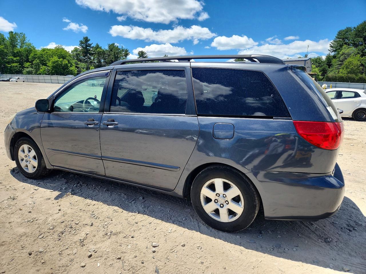 2008 Toyota Sienna Le 7-passenger Синий vin: 5TDZK23C78S183733