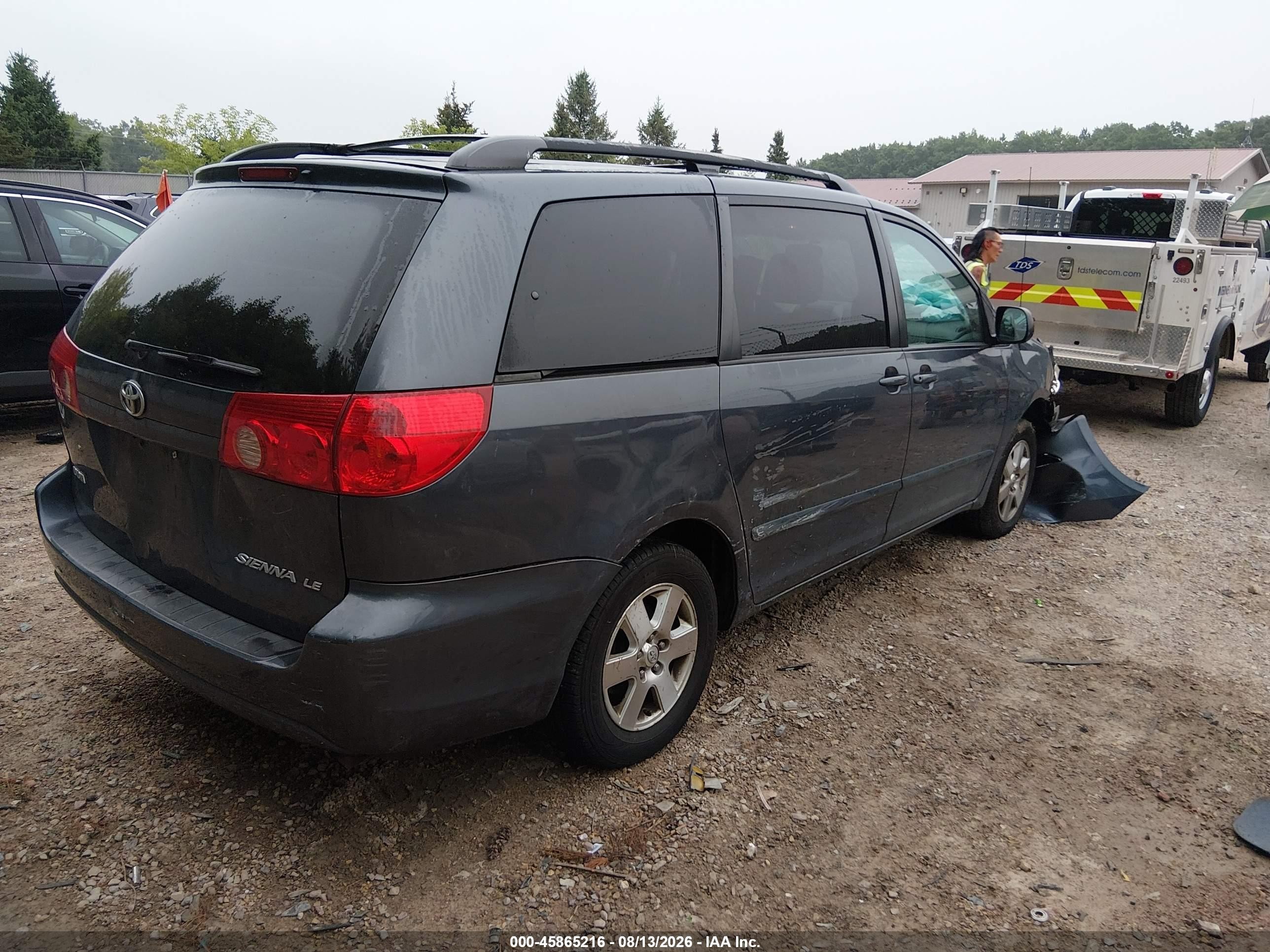 2008 Toyota Sienna Le Blue vin: 5TDZK23C78S198037