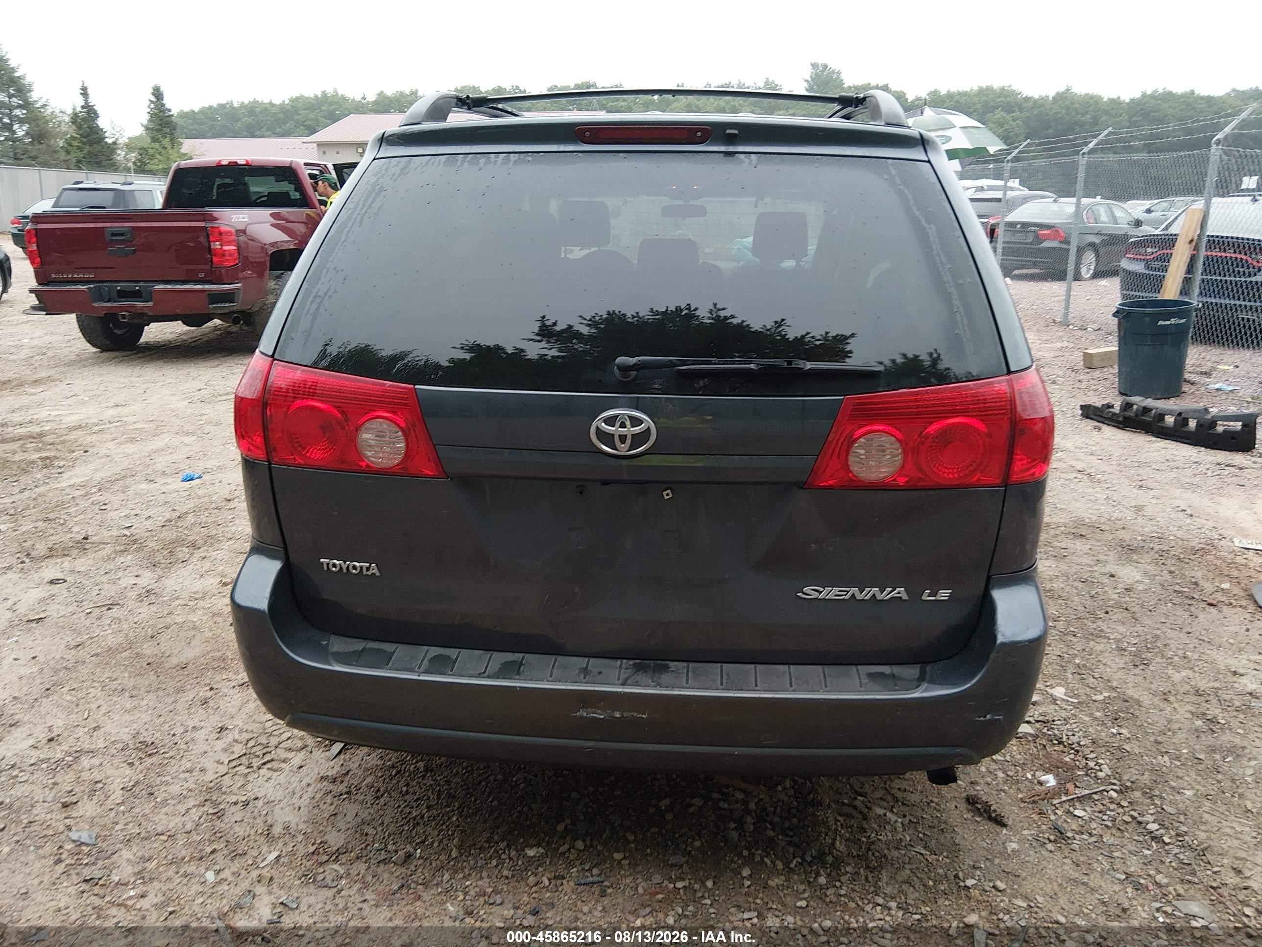 2008 Toyota Sienna Le Blue vin: 5TDZK23C78S198037