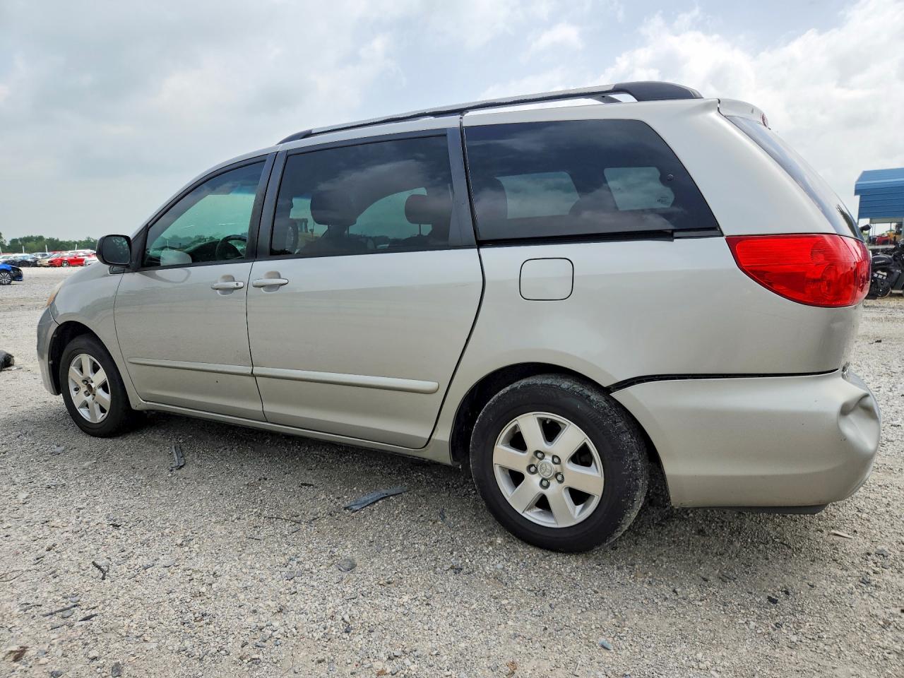 2008 Toyota Sienna Silver vin: 5TDZK23C78S212518