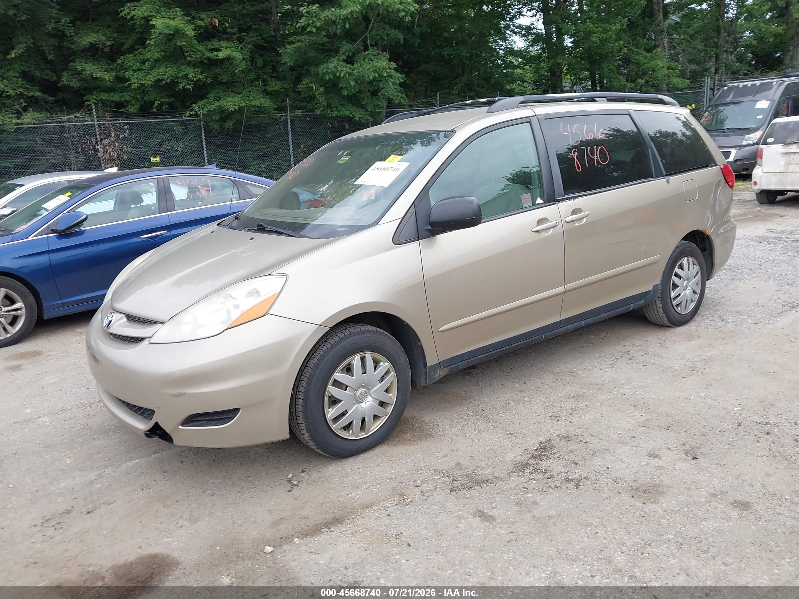 2008 Toyota Sienna Le Tan vin: 5TDZK23C78S223504